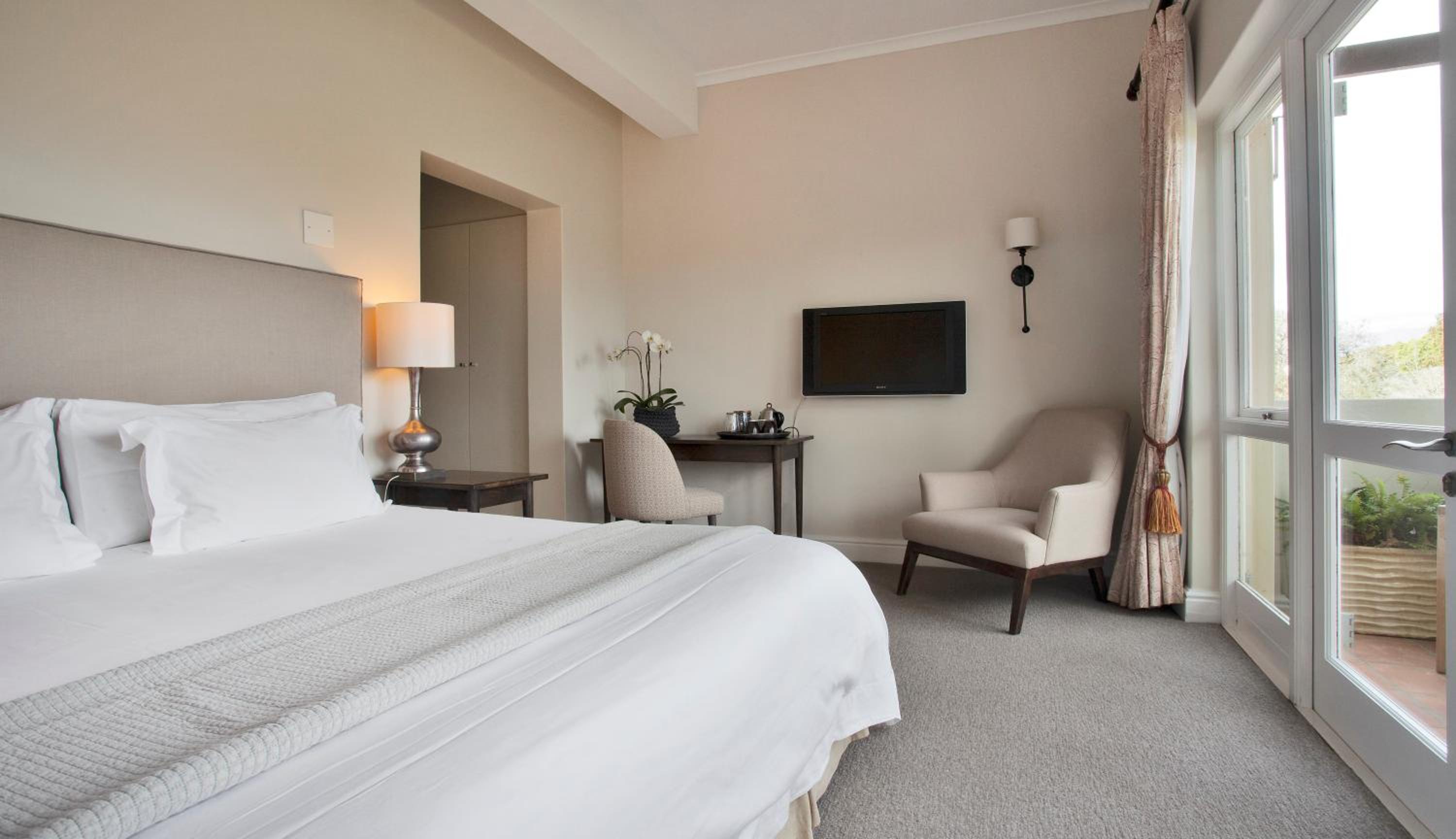 Superior King Room