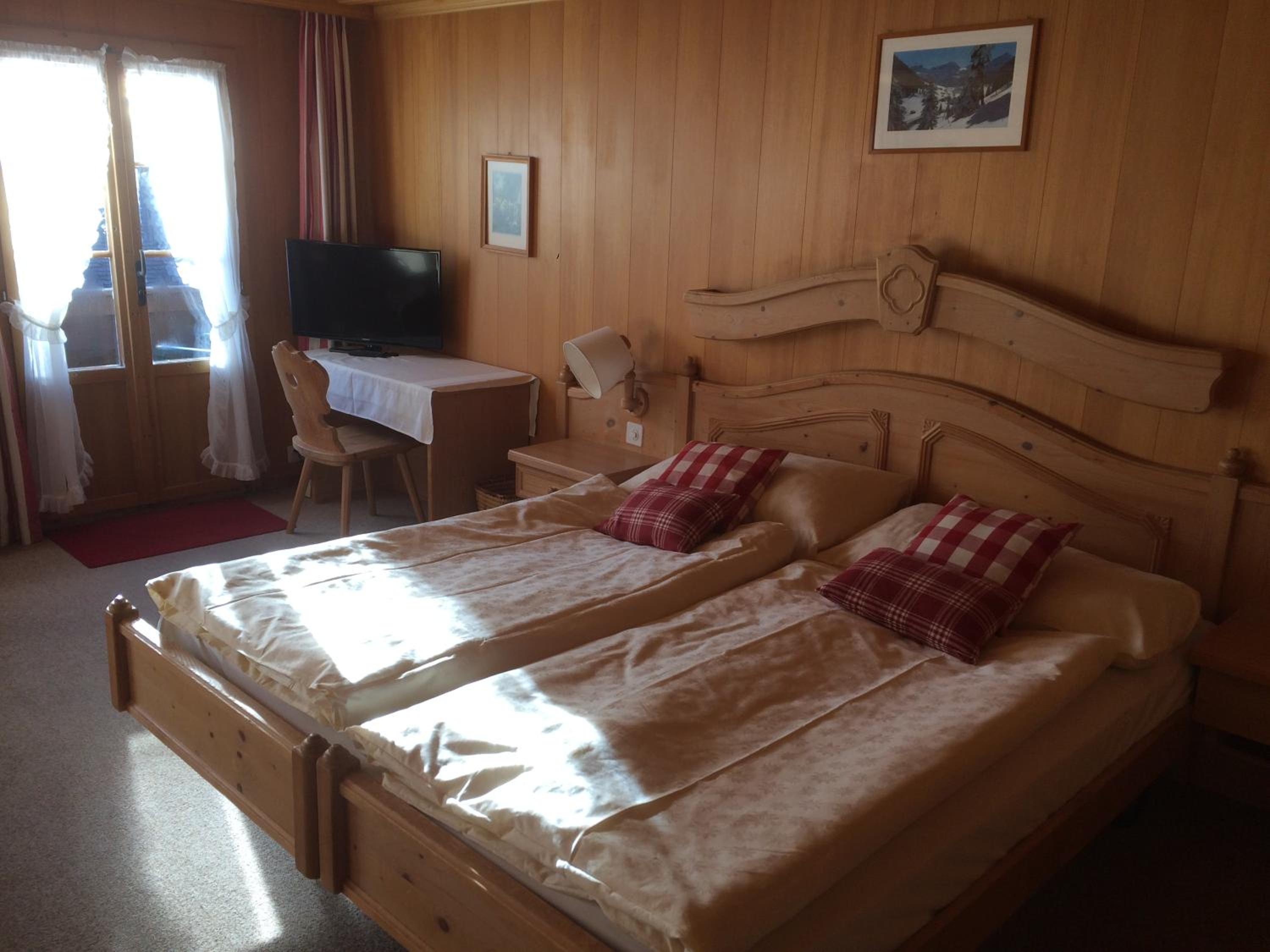 Double Room with Private Bathroom photo 2