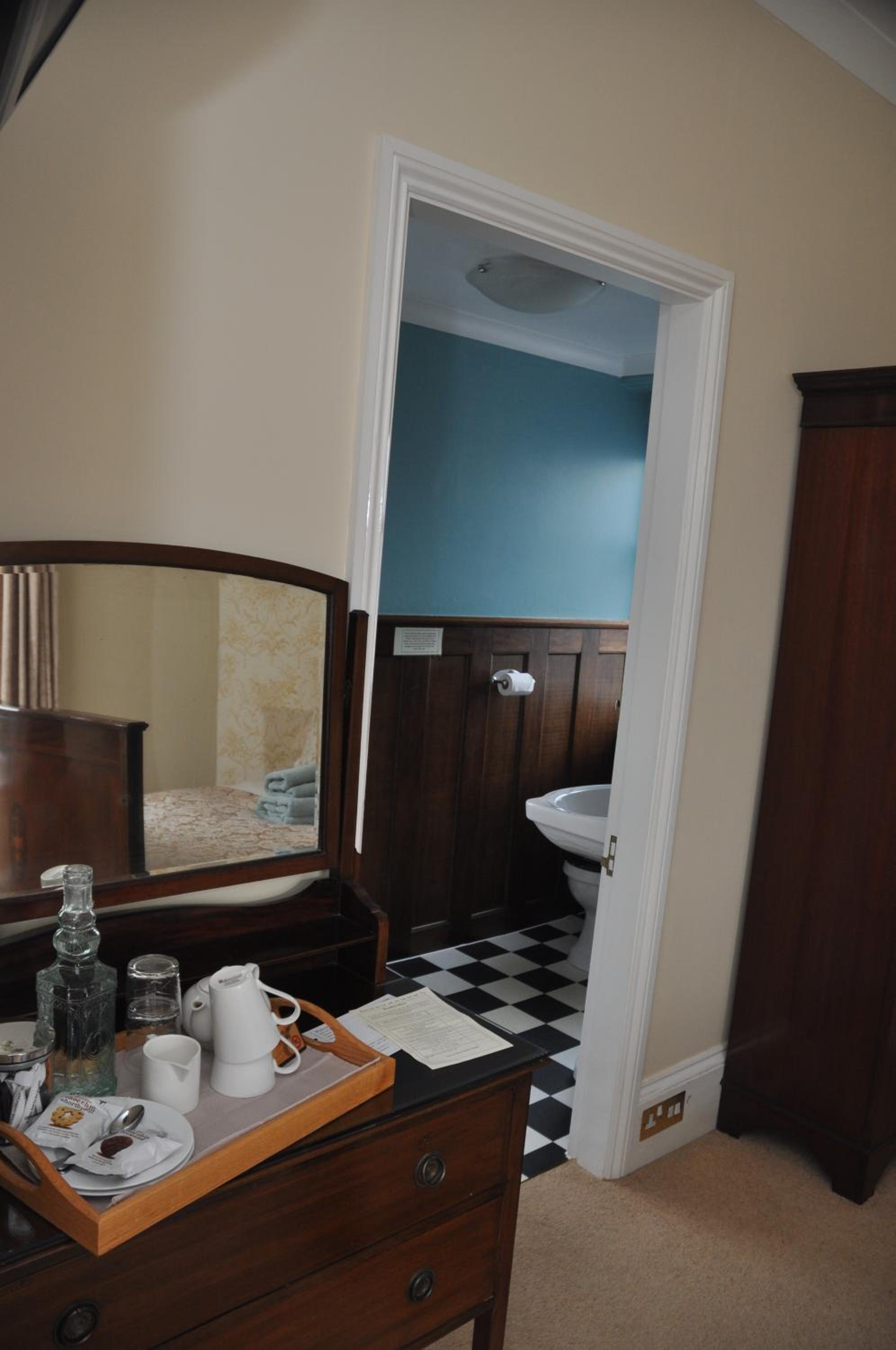 Single Room photo 2