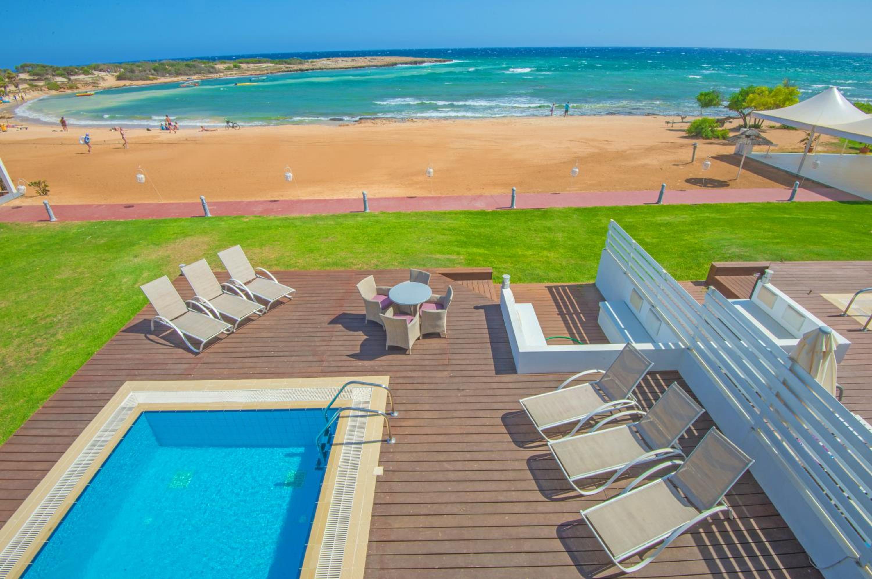 Royal Suite with Private Pool photo 2
