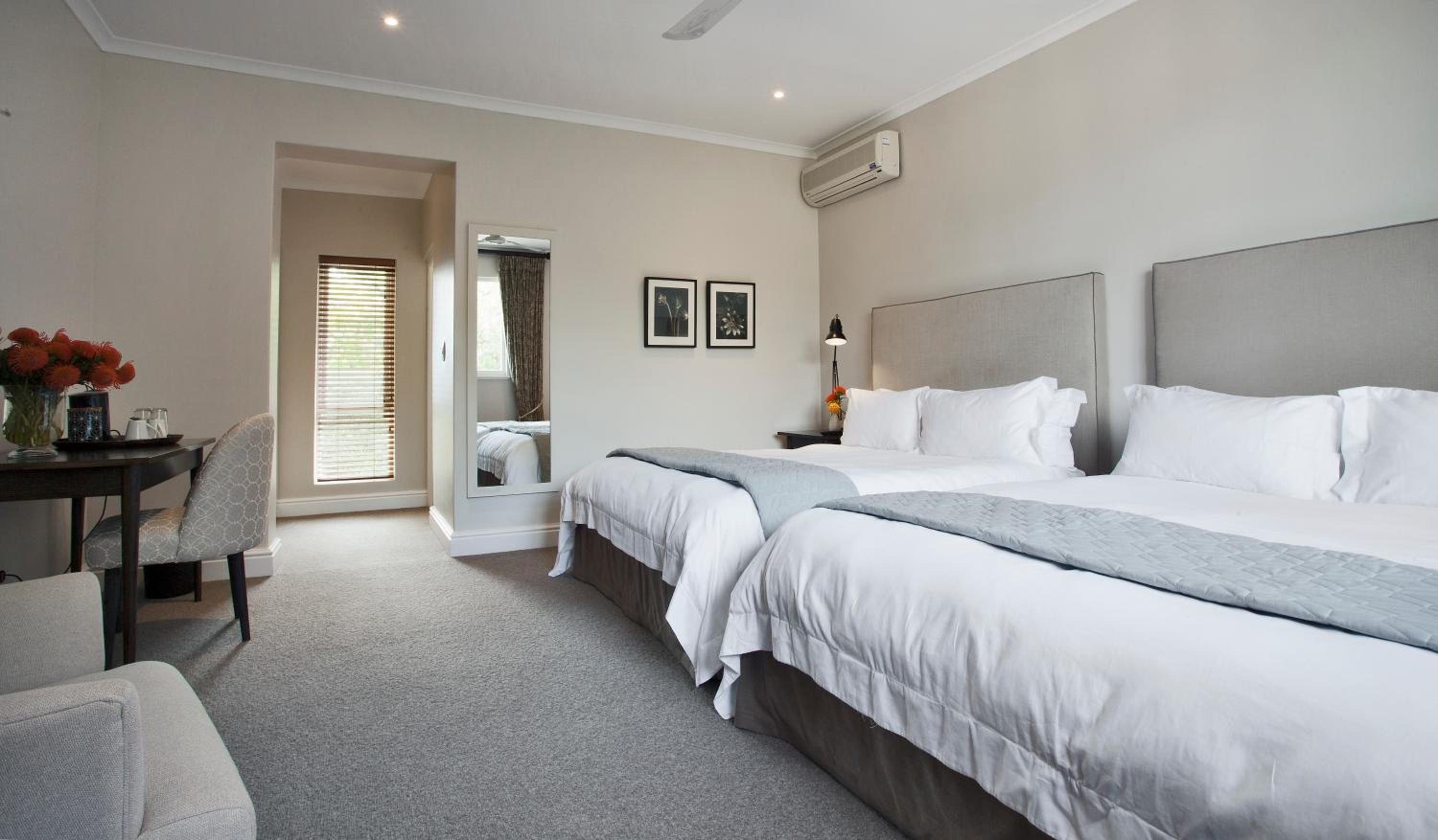 Deluxe Queen Room
