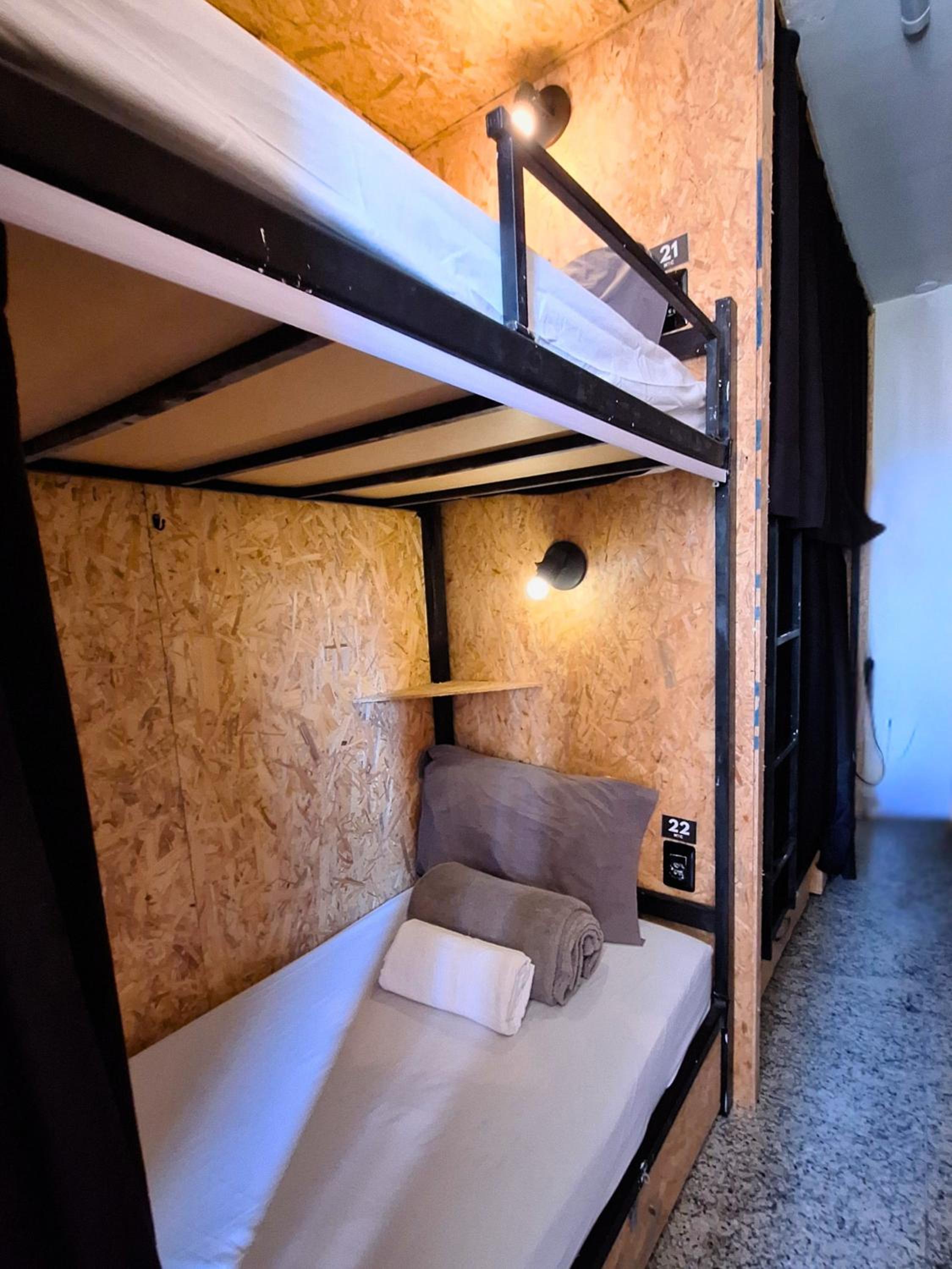 Bunk Bed in Mixed Dormitory Room photo 2