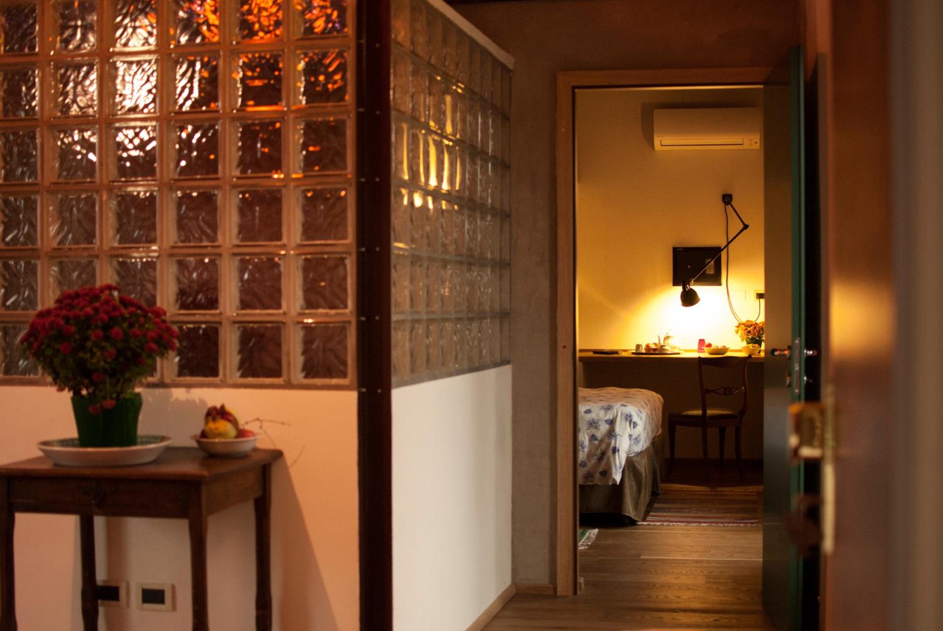 King Suite - Photo 1