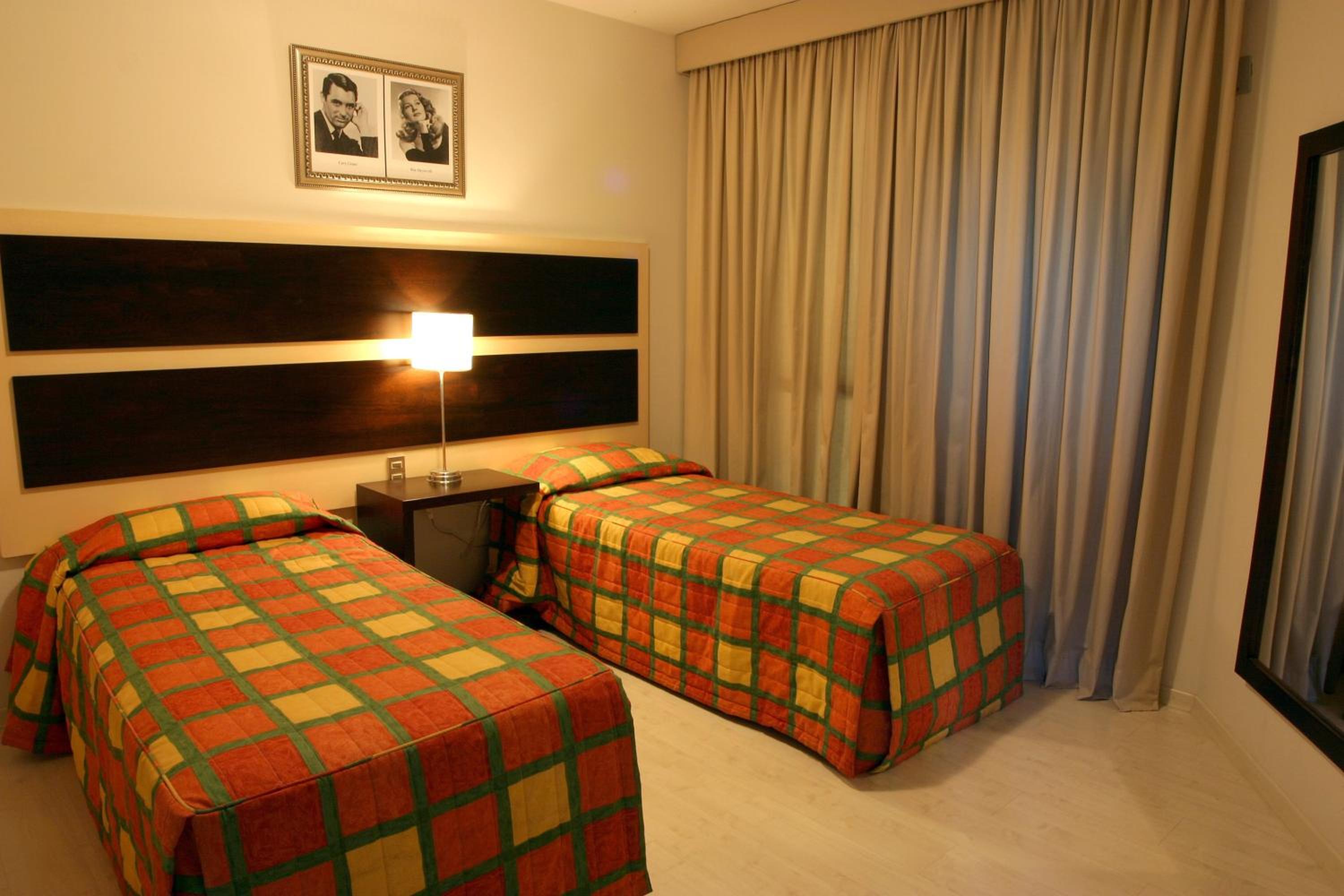 Quadruple Room with Lake View photo 3
