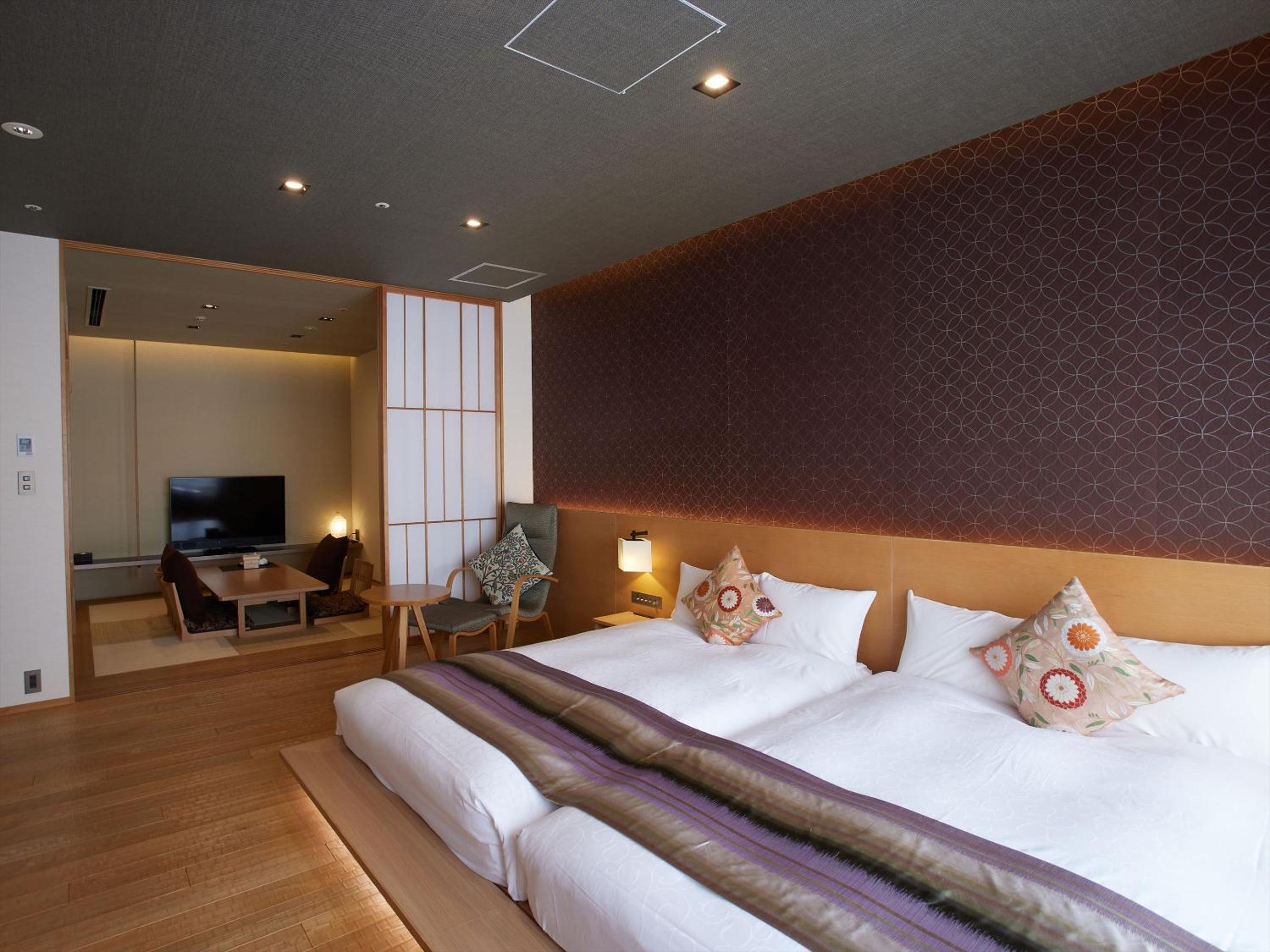 Japanese Western Style Room with Hot Spring Bath 802 photo 3
