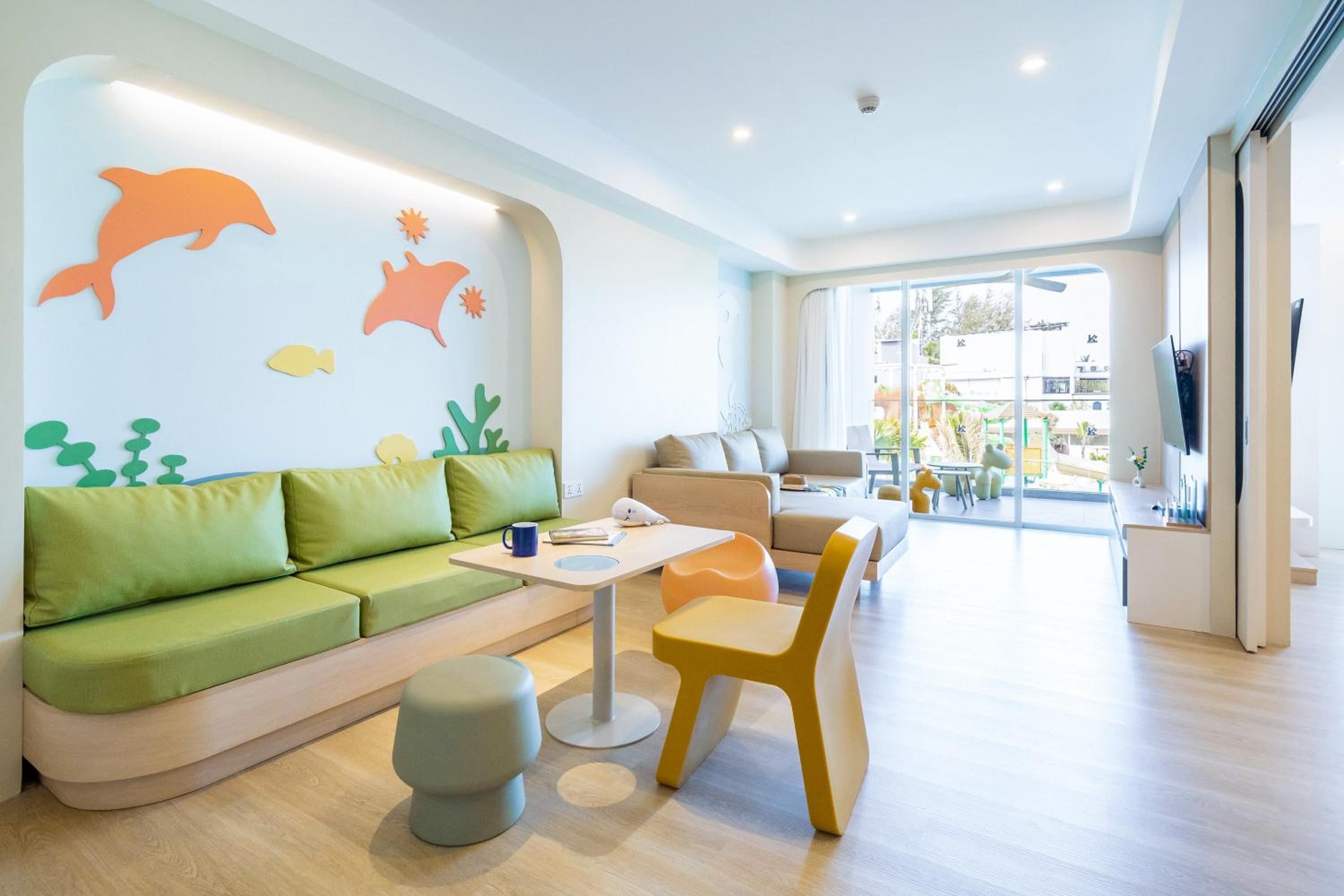 Two Bedroom Teen Suite - Photo 6
