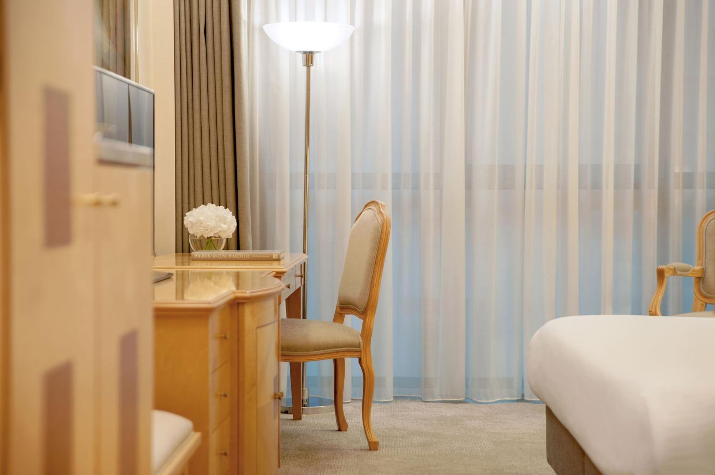 Interconnecting Supreme Room