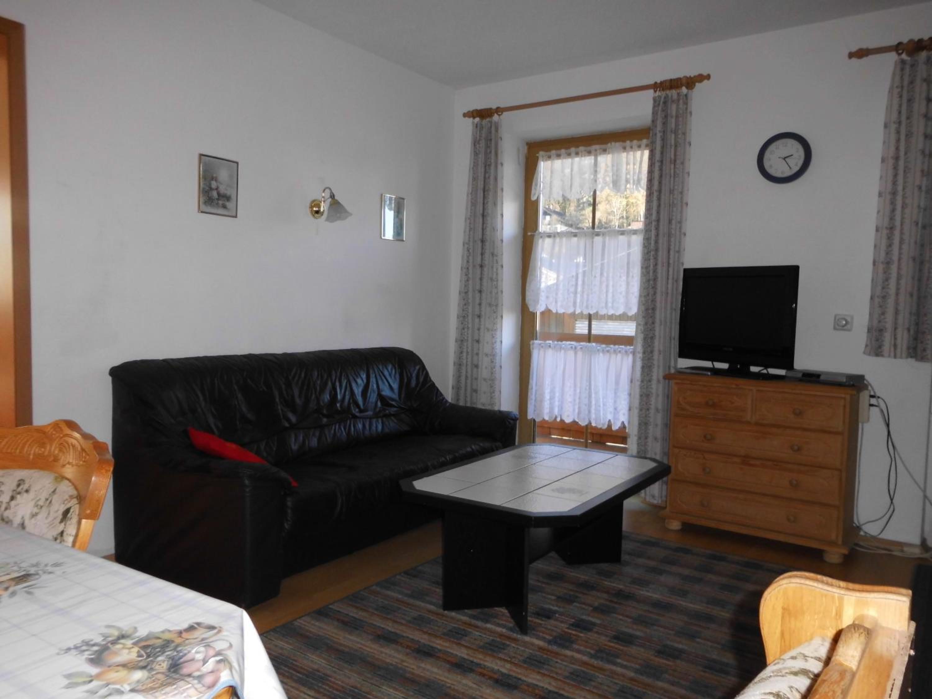Apartment photo 3