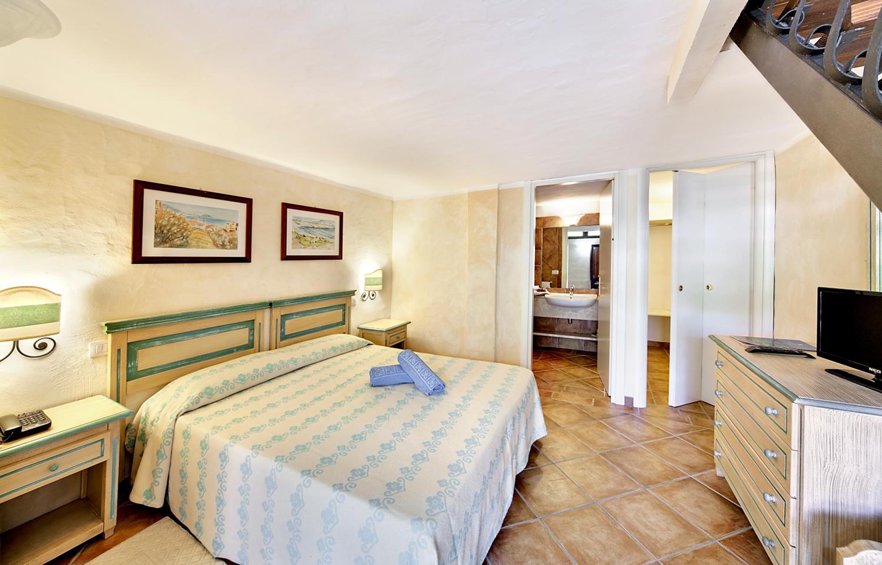 Classic Double or Twin Room - Photo 1