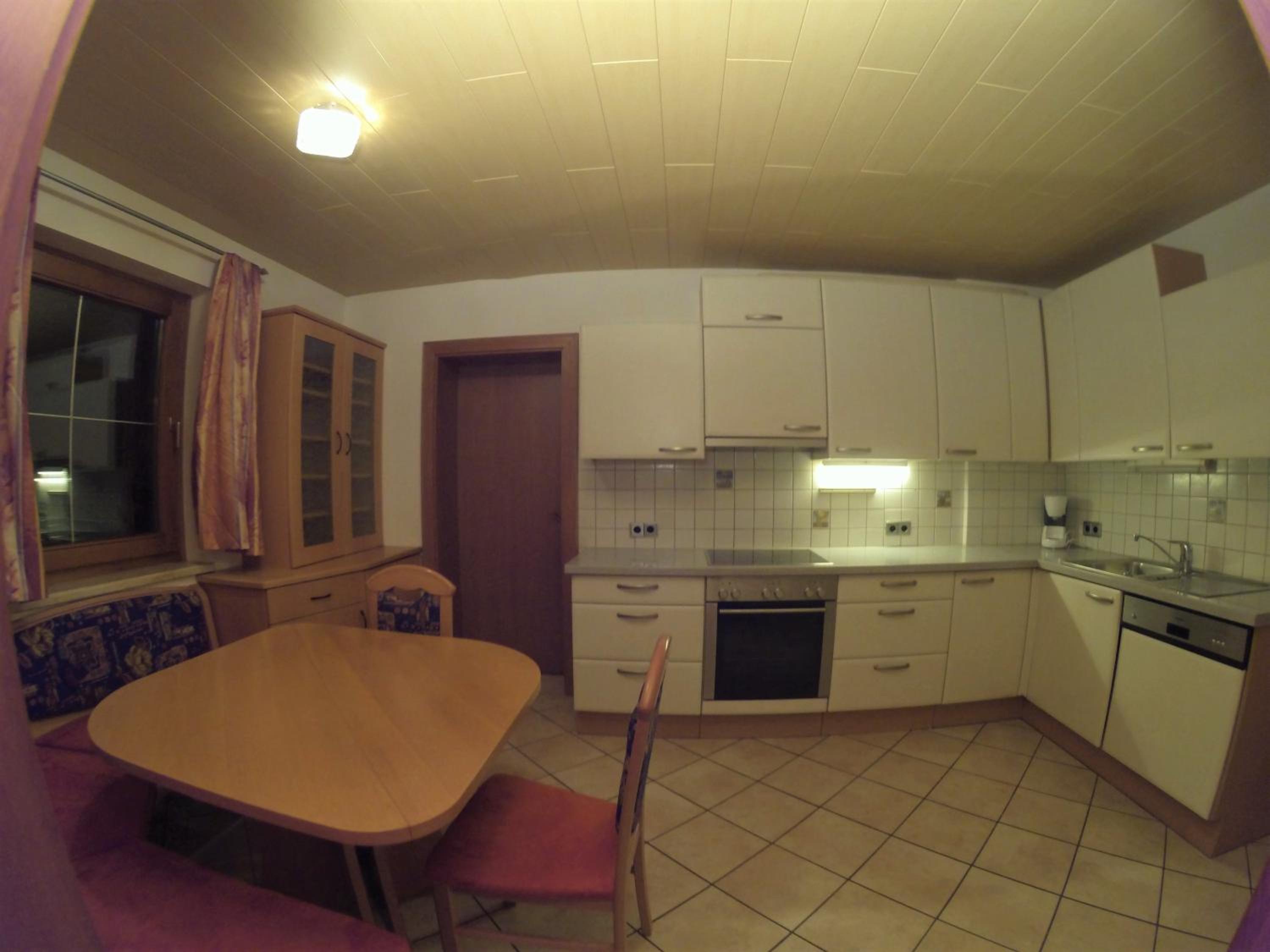 Four-Bedroom House photo 3