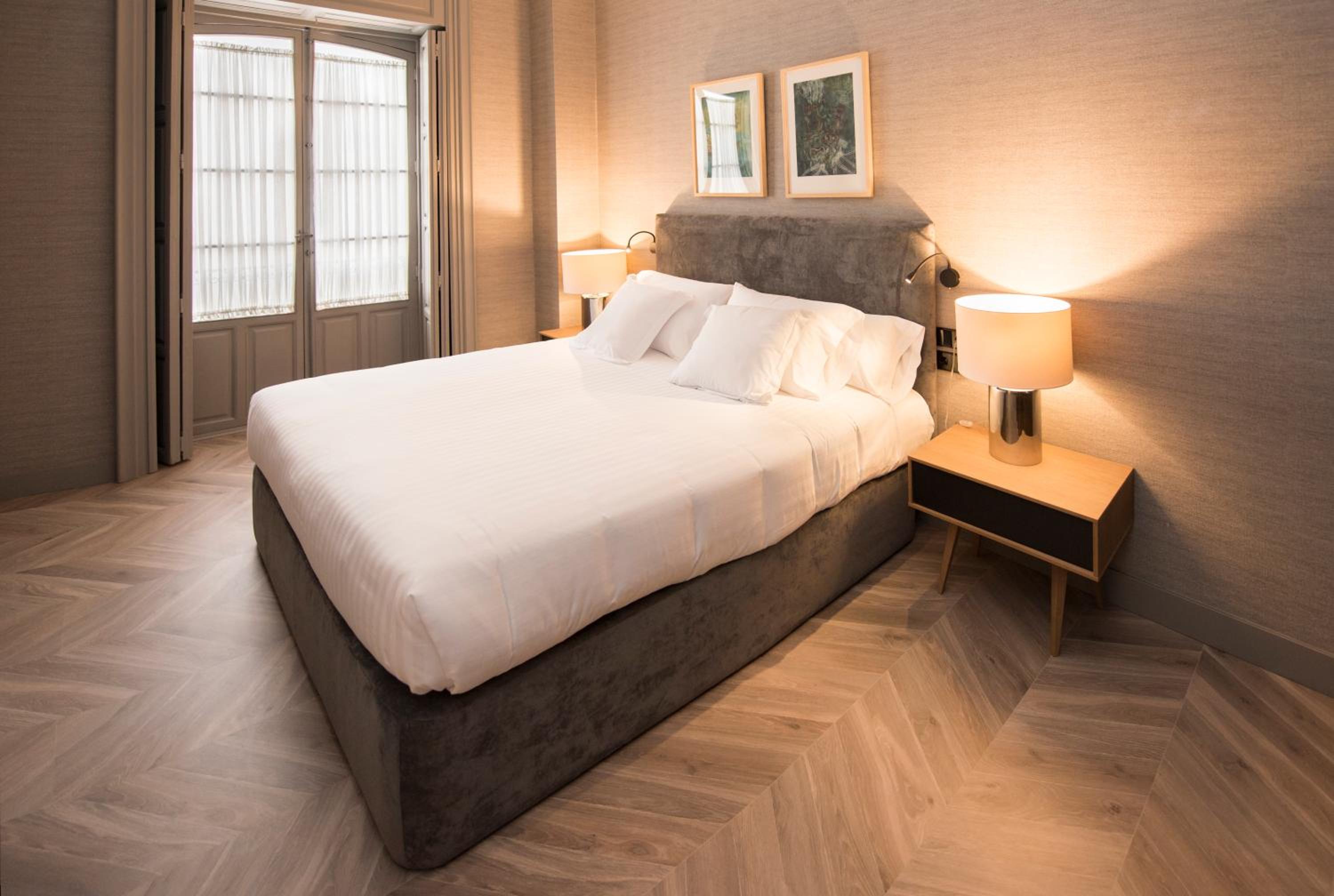 Apartamento de un dormitorio superior con balcón