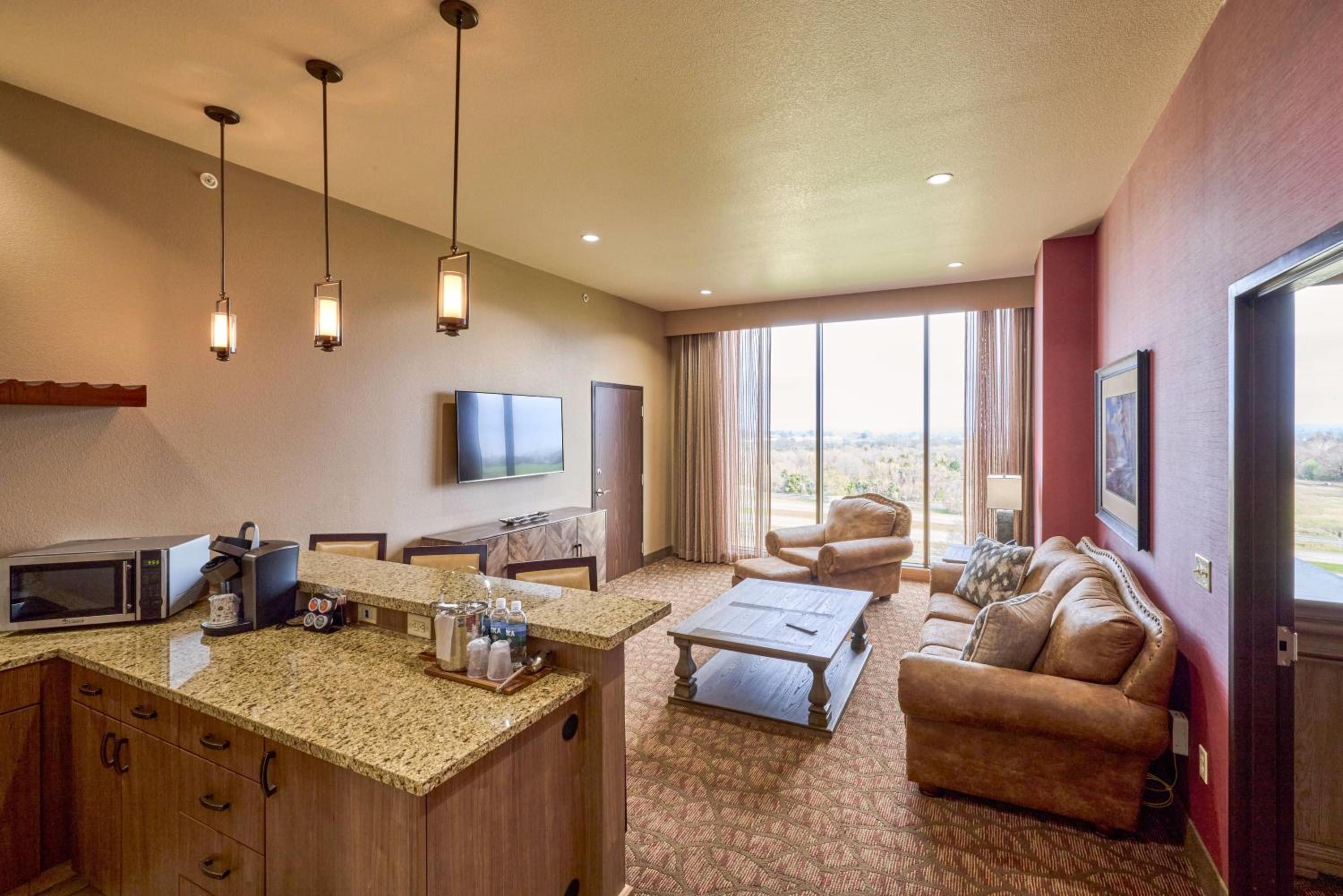 Penthouse King Suite - Non-Smoking photo 1