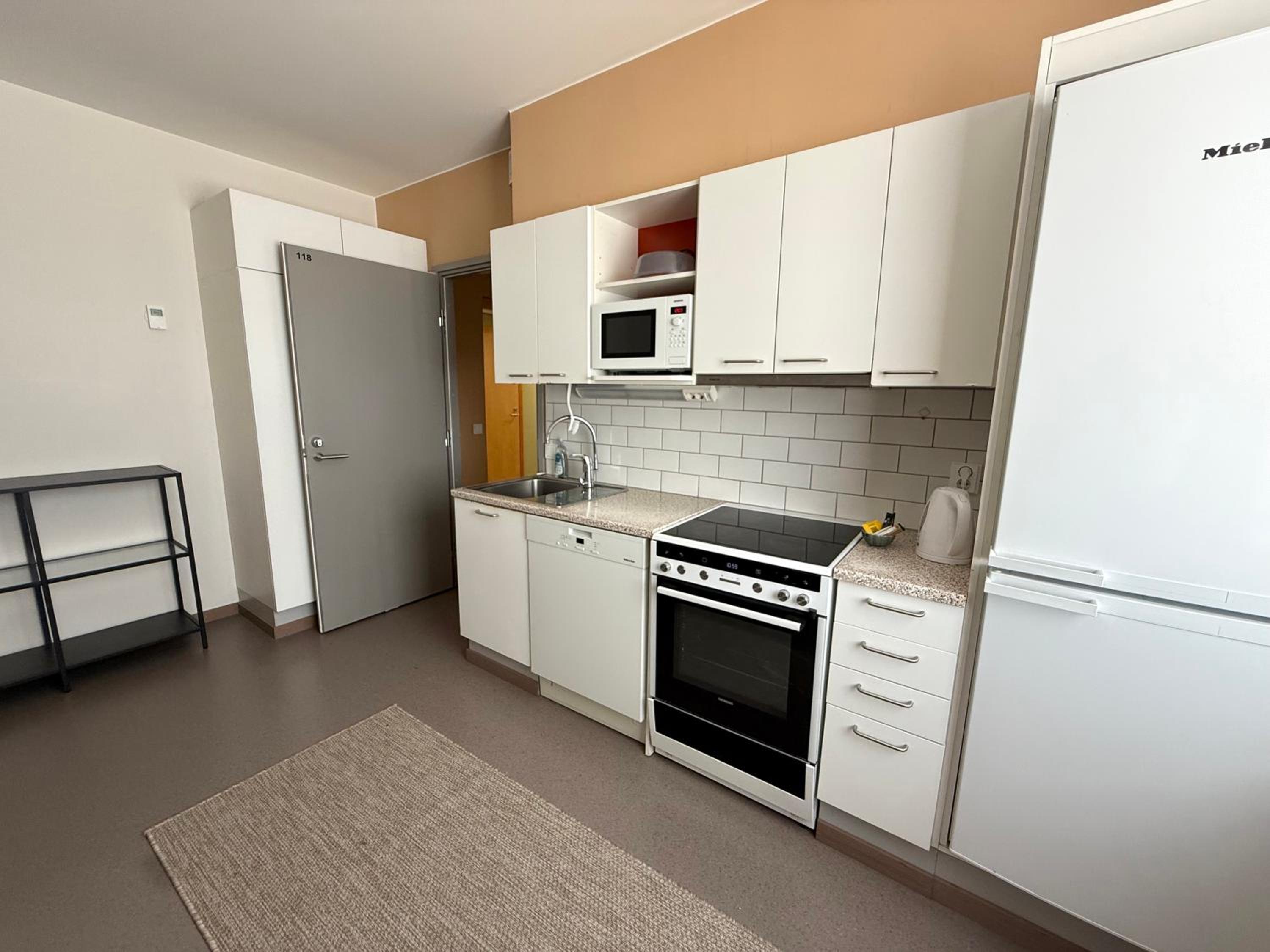 One-Bedroom Apartment - Non-Smoking photo 3