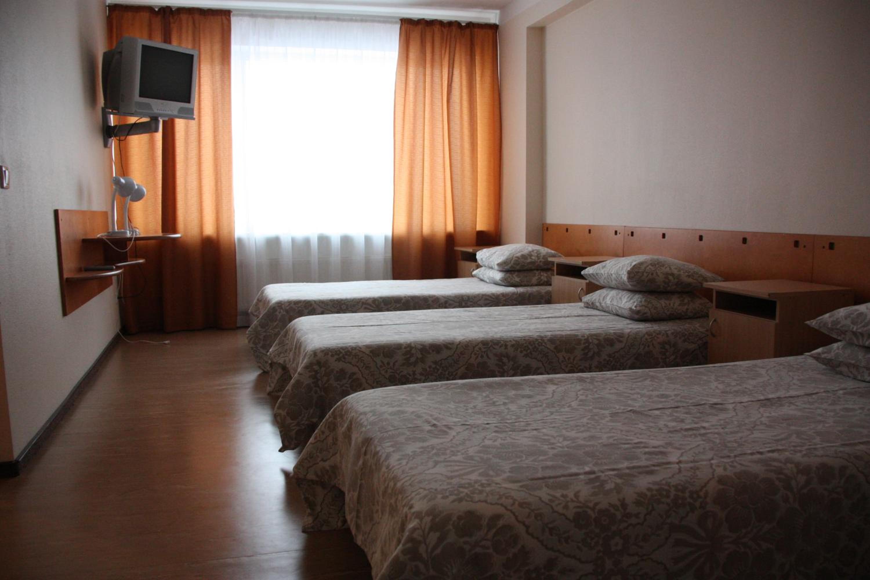 Quadruple Room - Photo 1