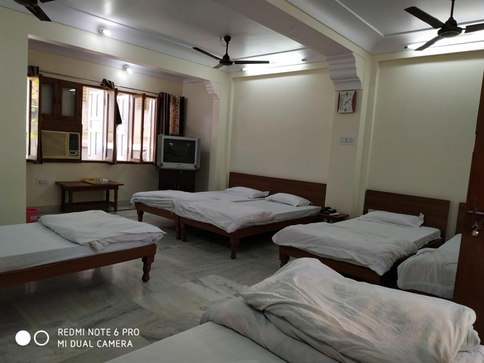 Deluxe Family Room - Photo 4