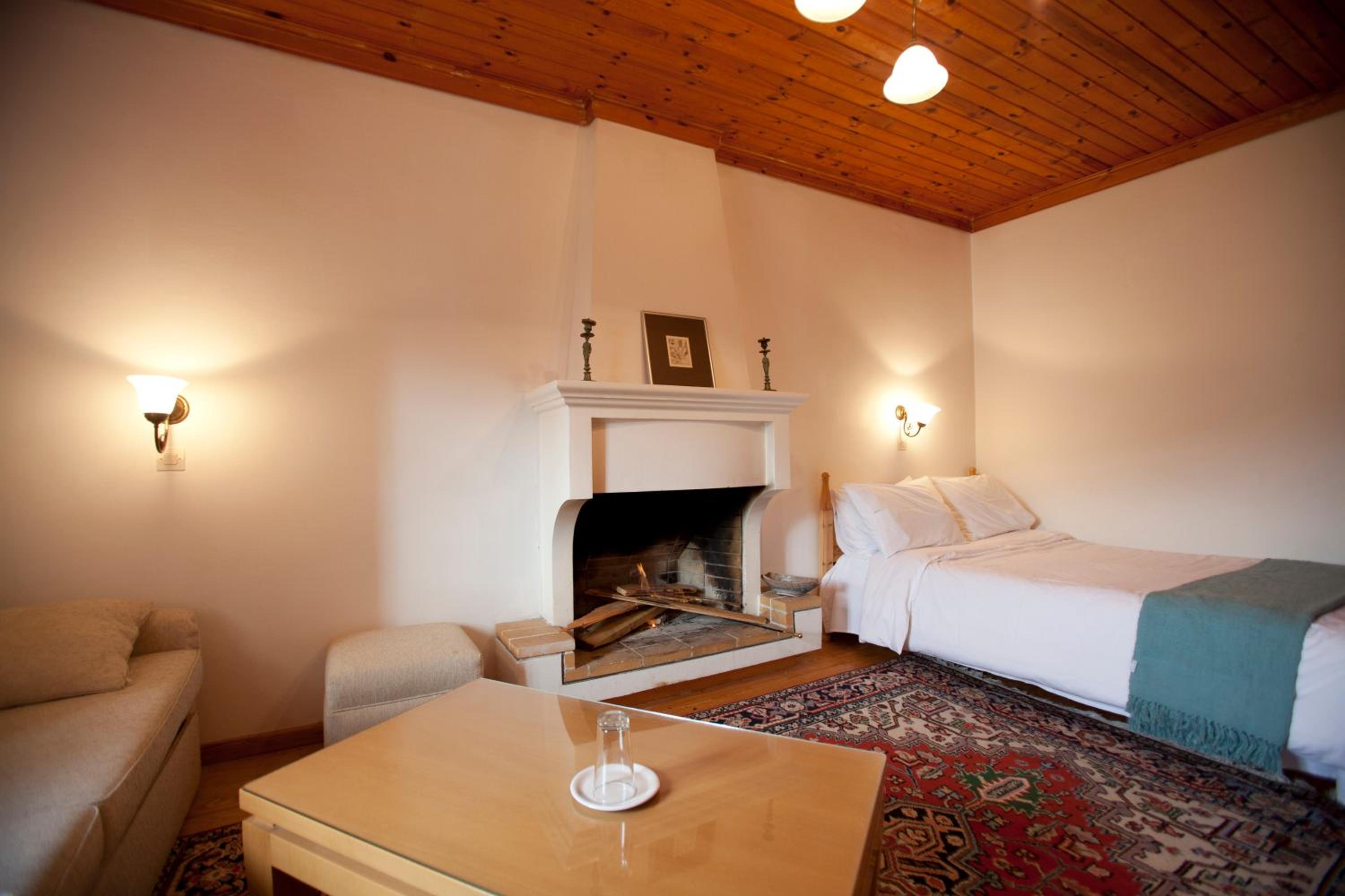 Luxury Triple Room photo 3