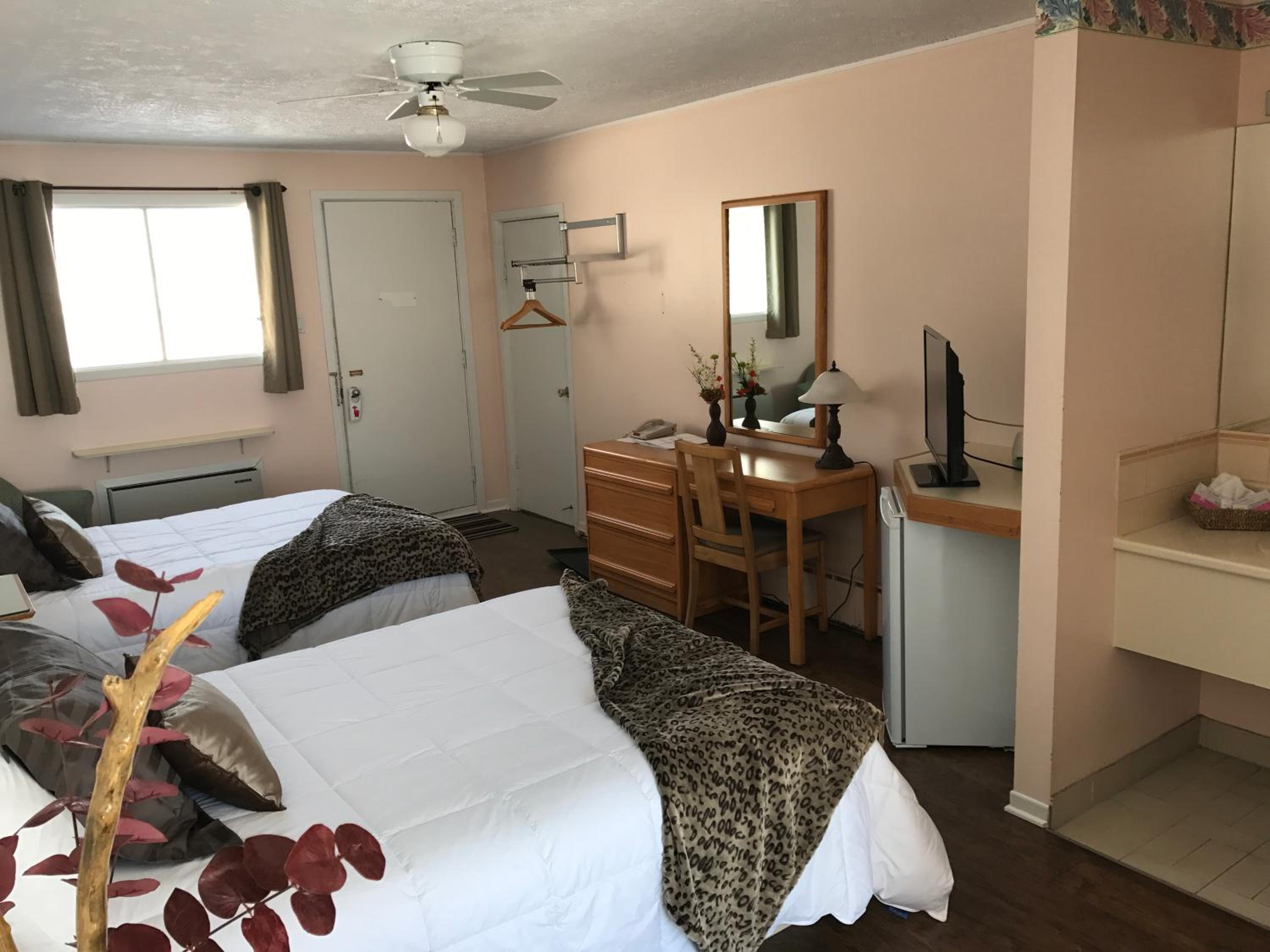 Double Room with Two Double Beds with River View