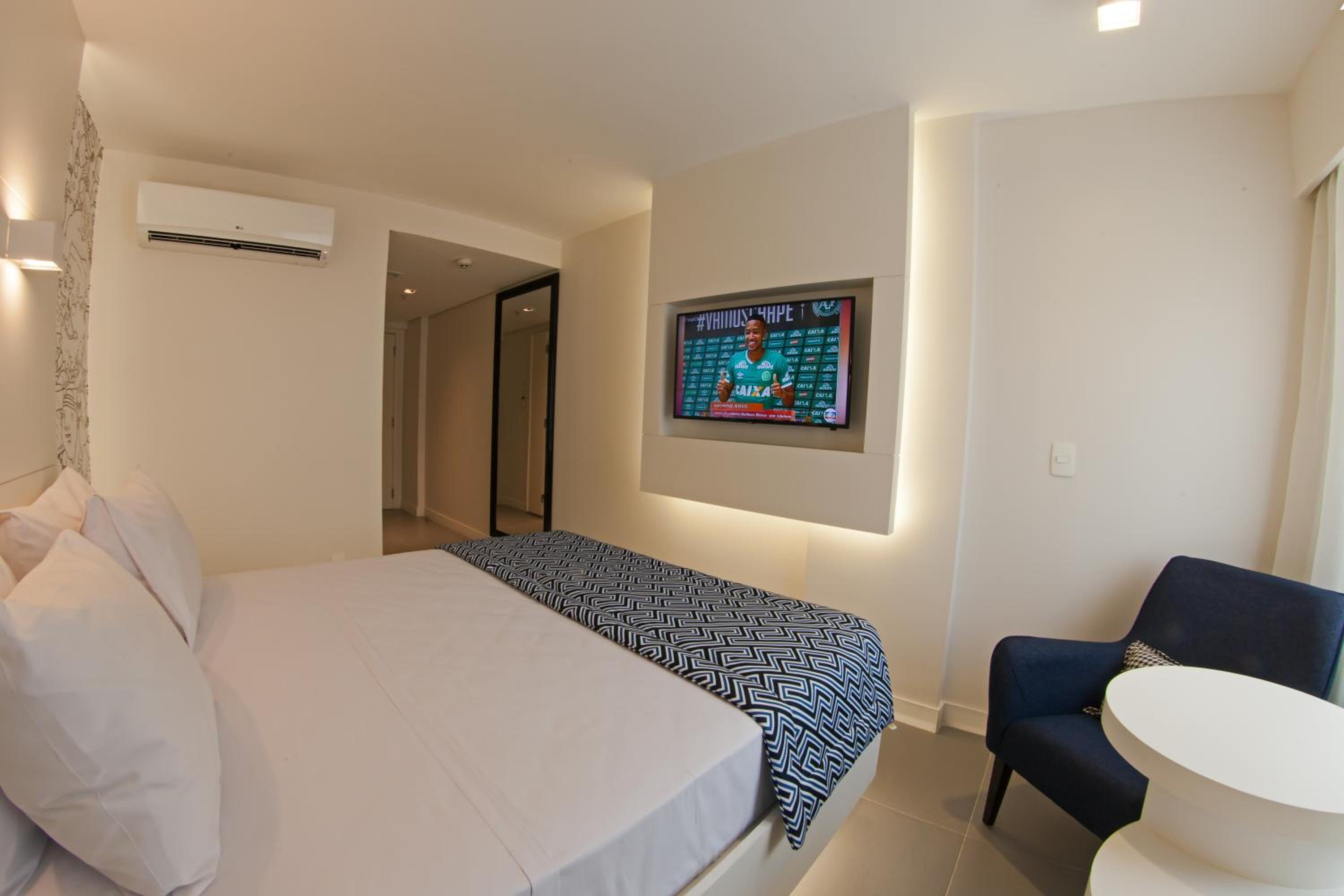 Standard Apartment with One Double Bed thumbnail 5