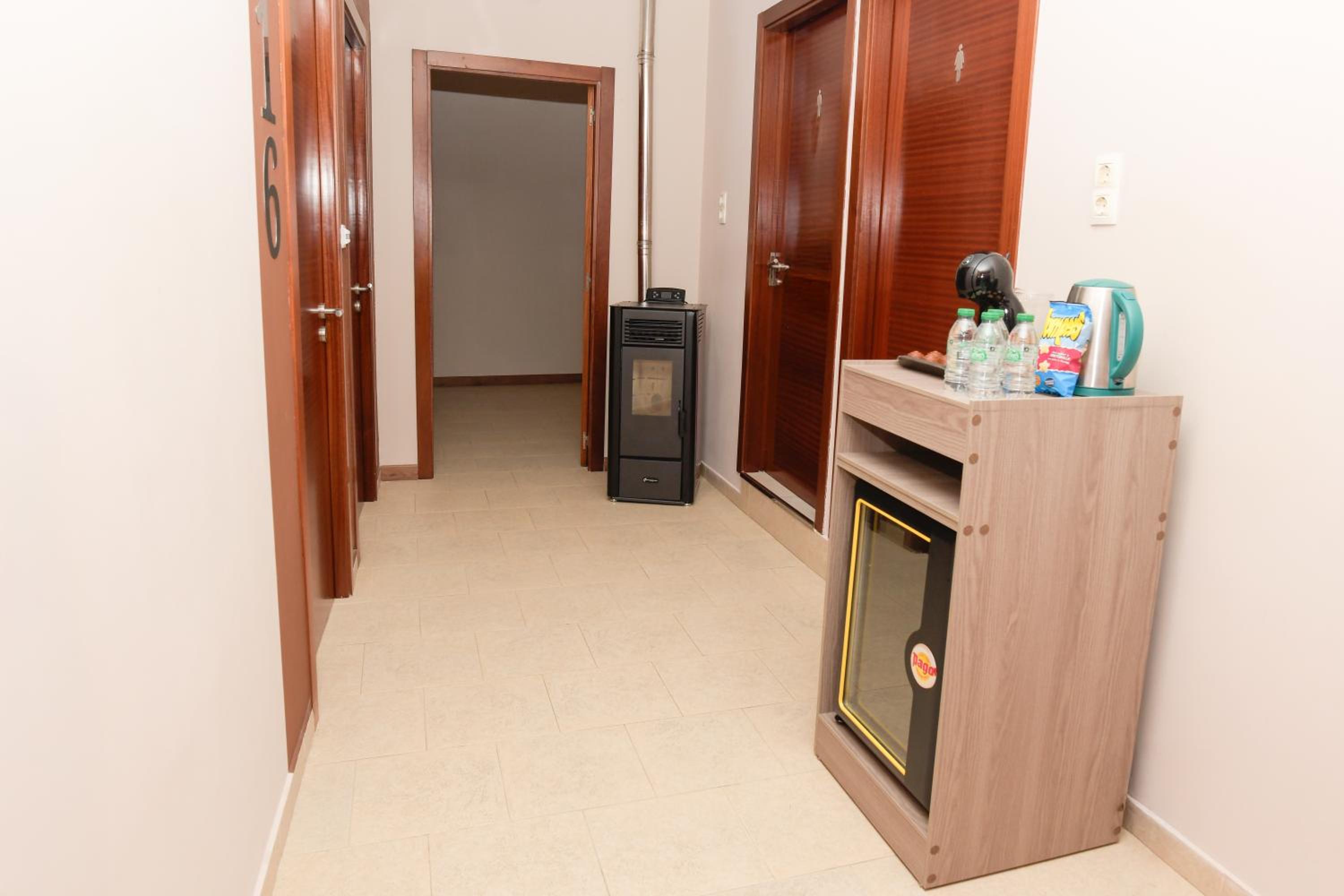 Five-Bedroom Deluxe Apartment photo 1