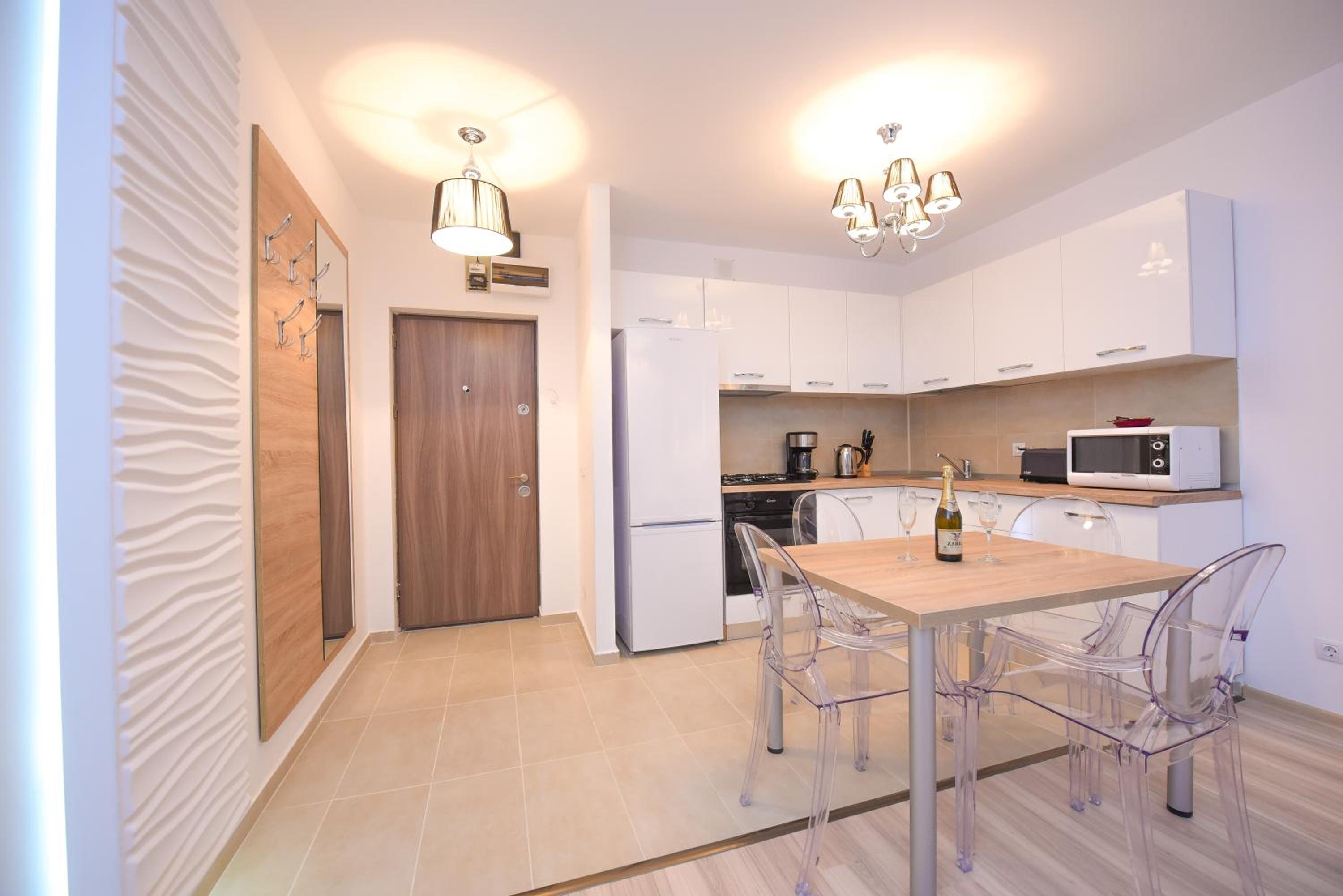 Two-Bedroom Apartment - Photo 3