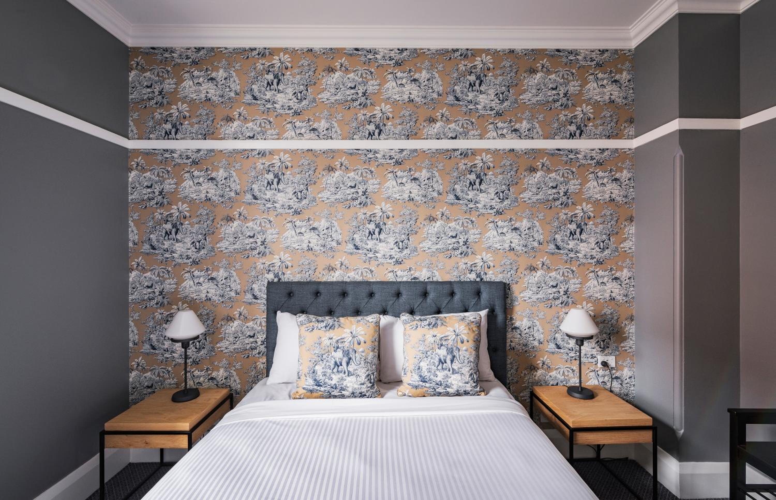 Queen Room with Shared Bathroom