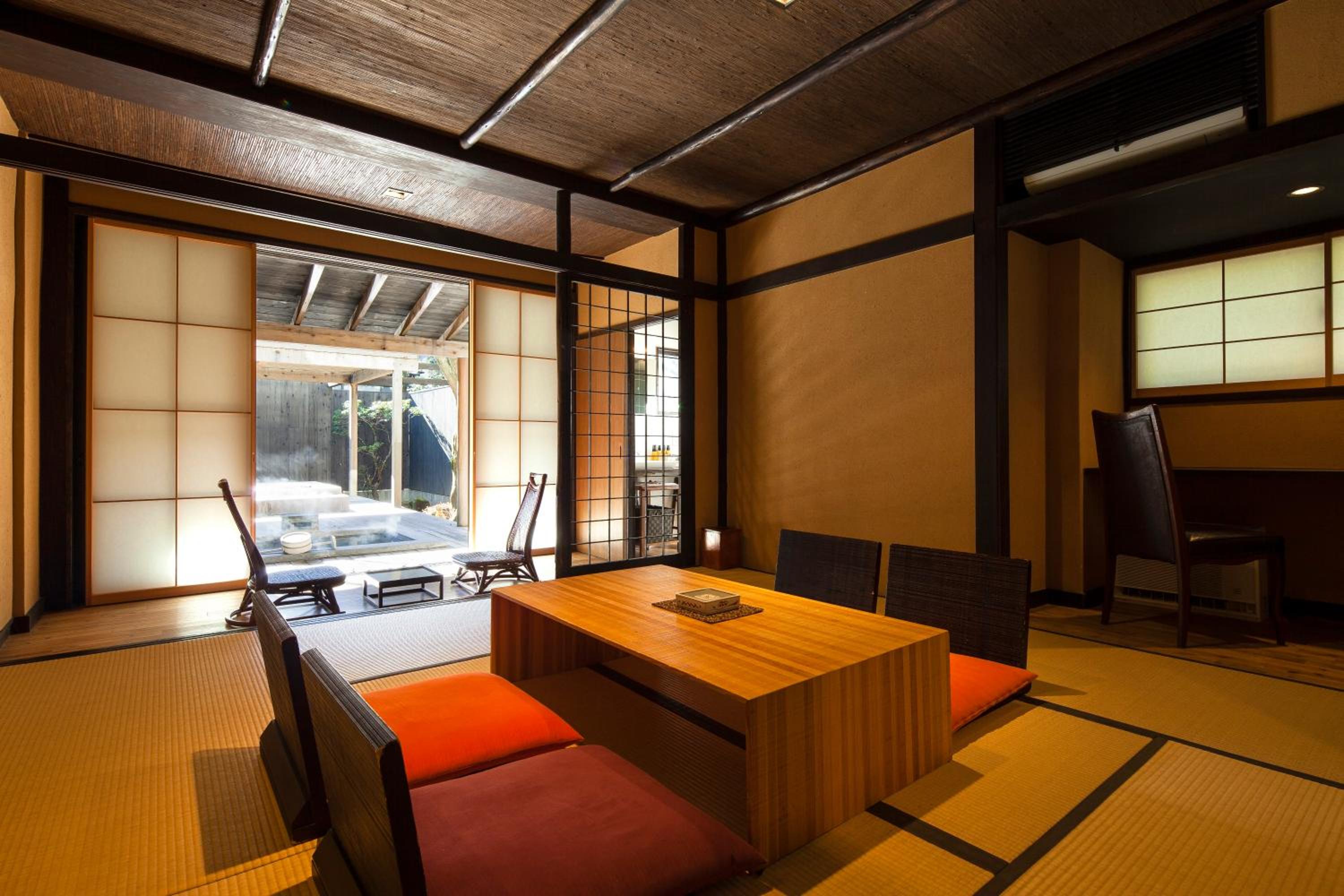 Luxury Room with Tatami Area and Open-Air Bath