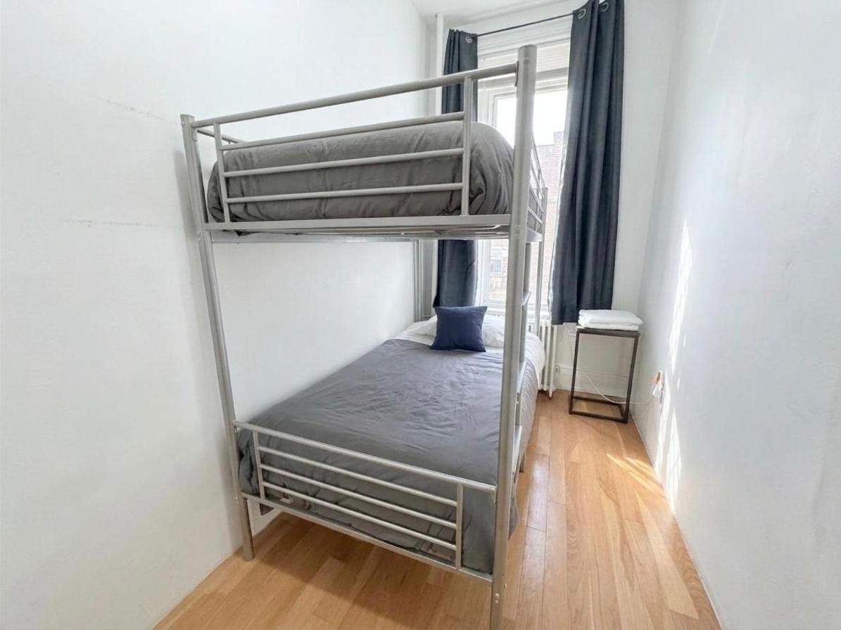 Two-Bedroom Family Apartment photo 2