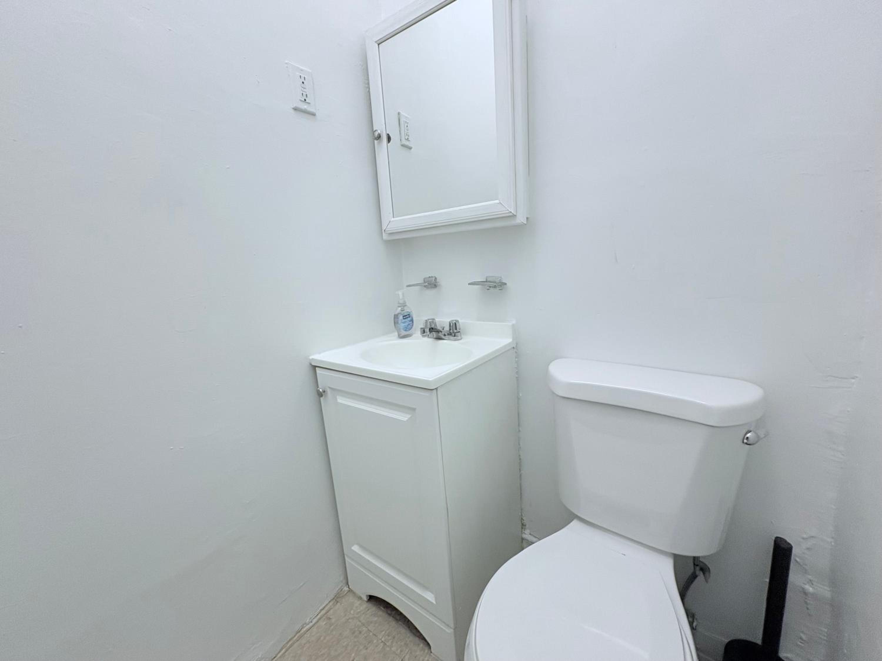 Two-Bedroom Family Apartment photo 3