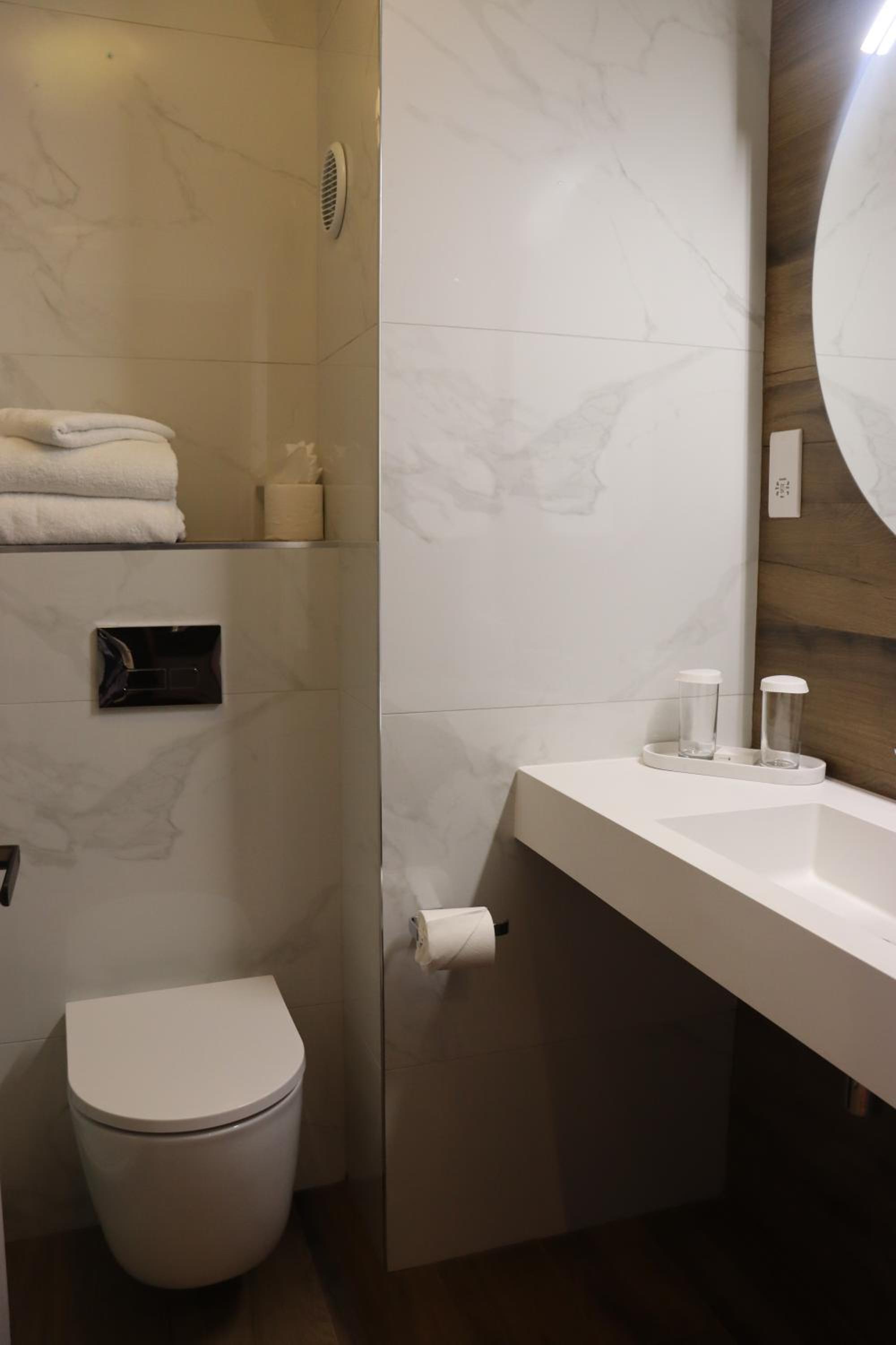 Club Double Room - Photo 3