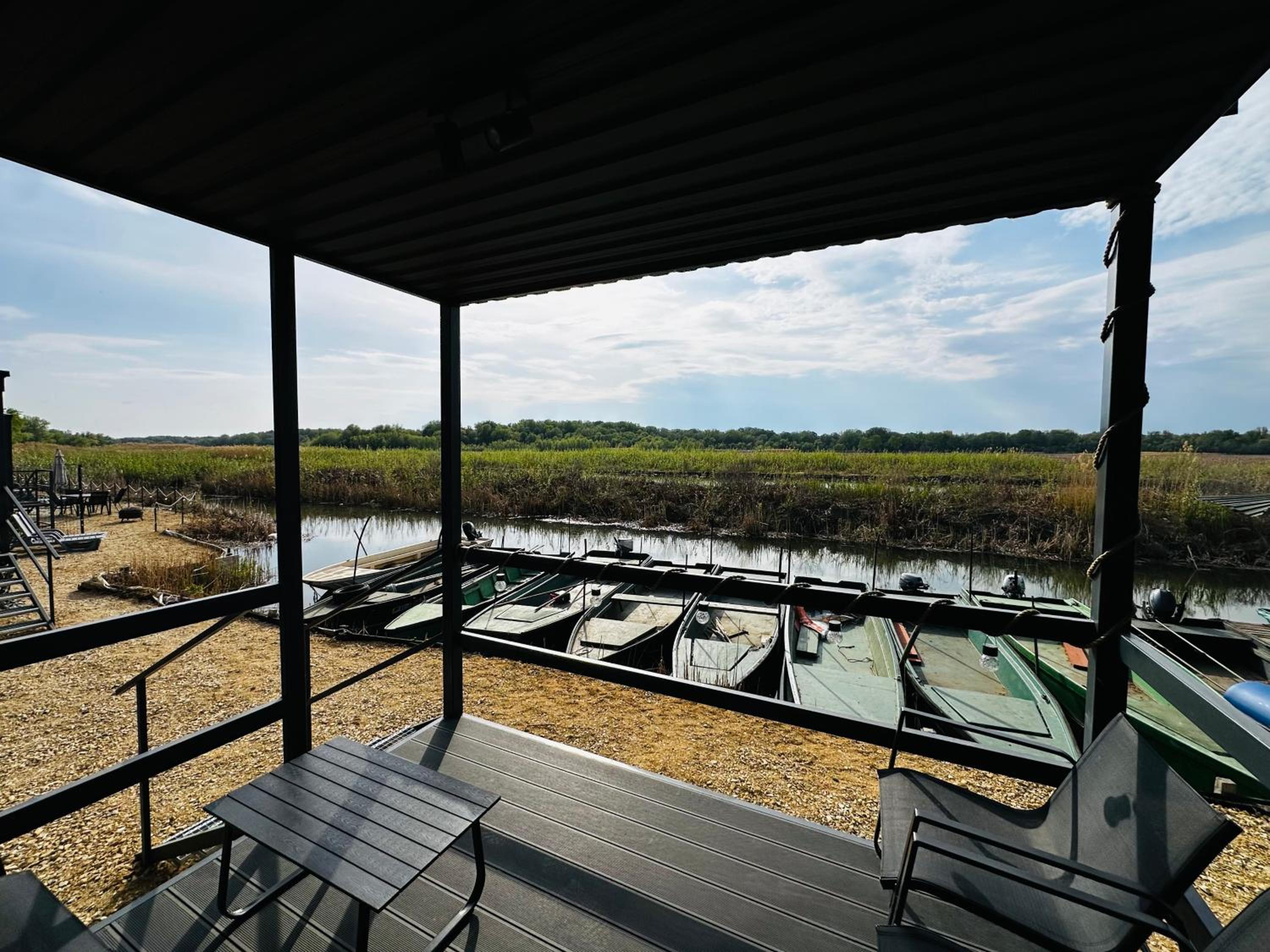 Two-Bedroom Apartment with Lake View