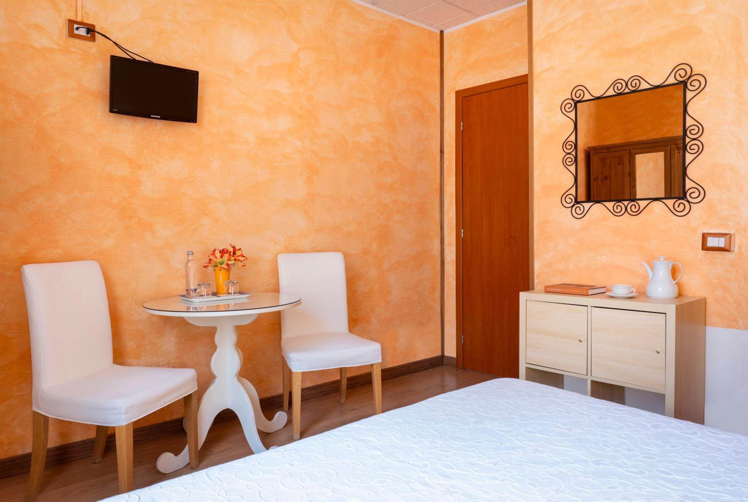Twin Room with Private Bathroom
