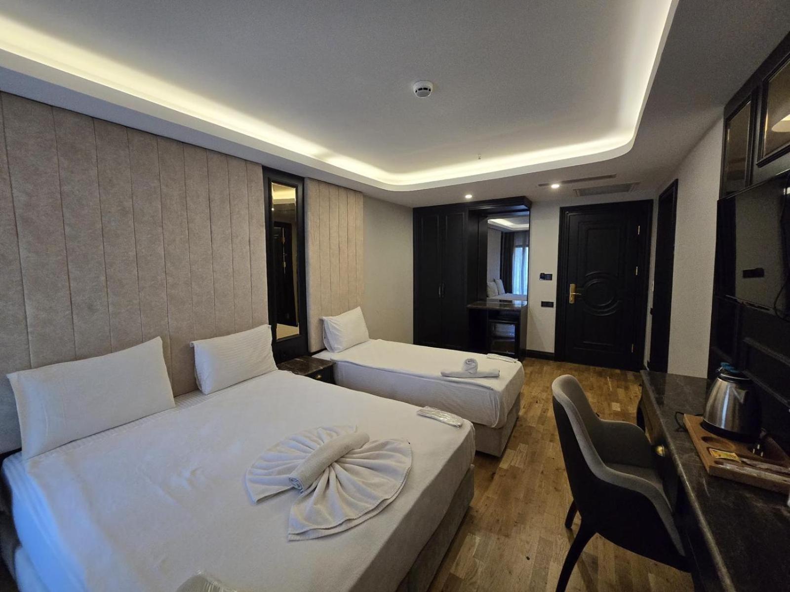 Superior Triple Room