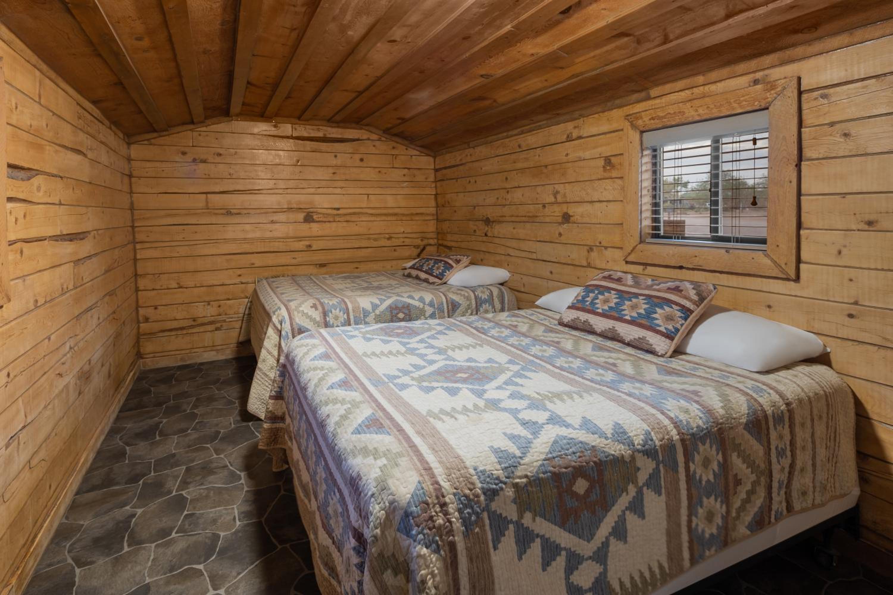 Camping Cabin (PF) photo 2