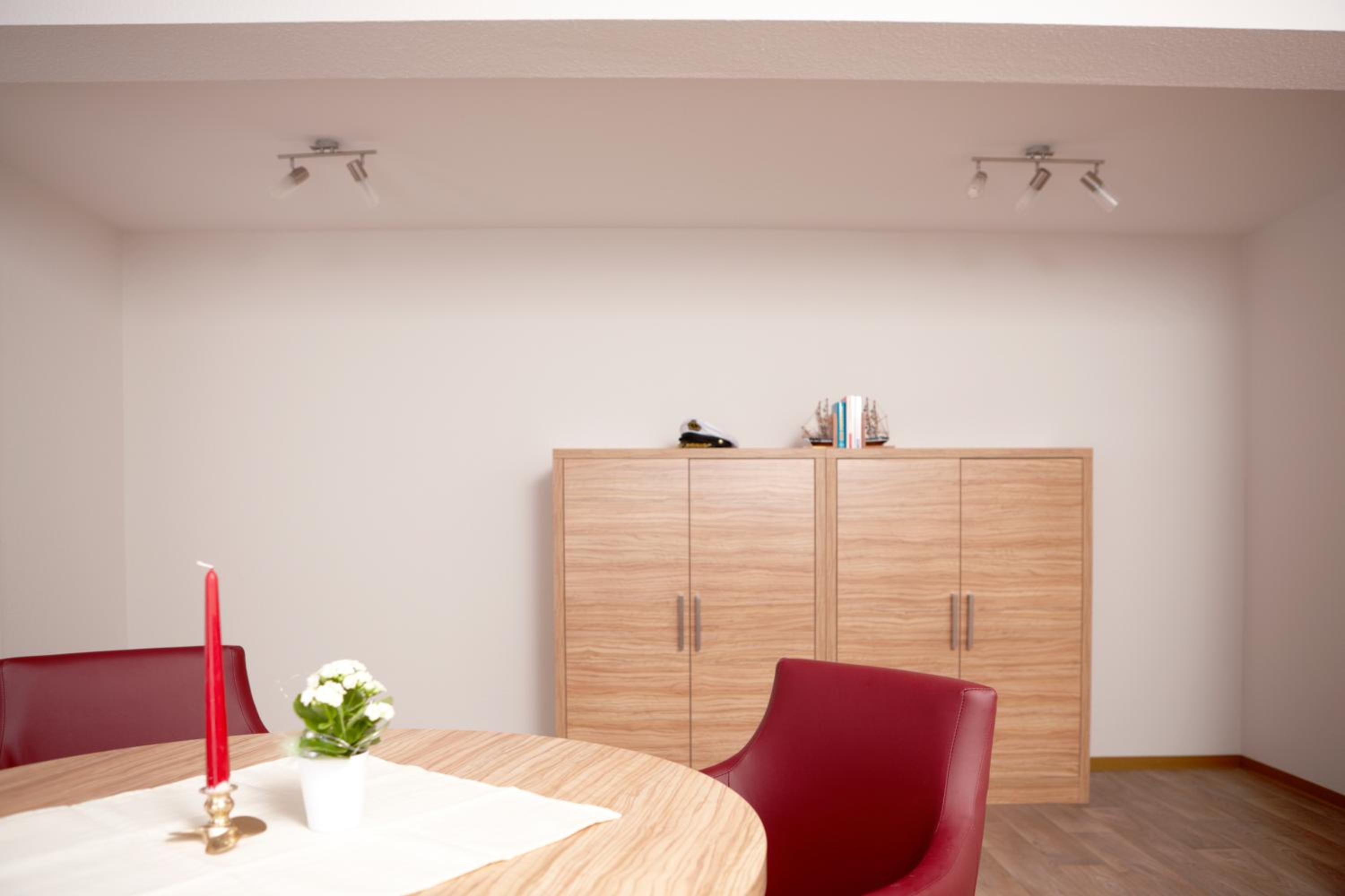 Apartment - Ground Floor photo 2