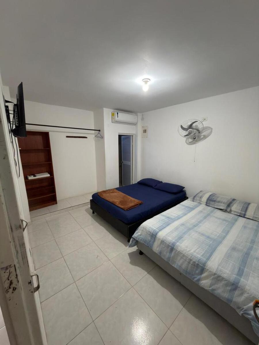 Quadruple Room with Shared Bathroom photo 3