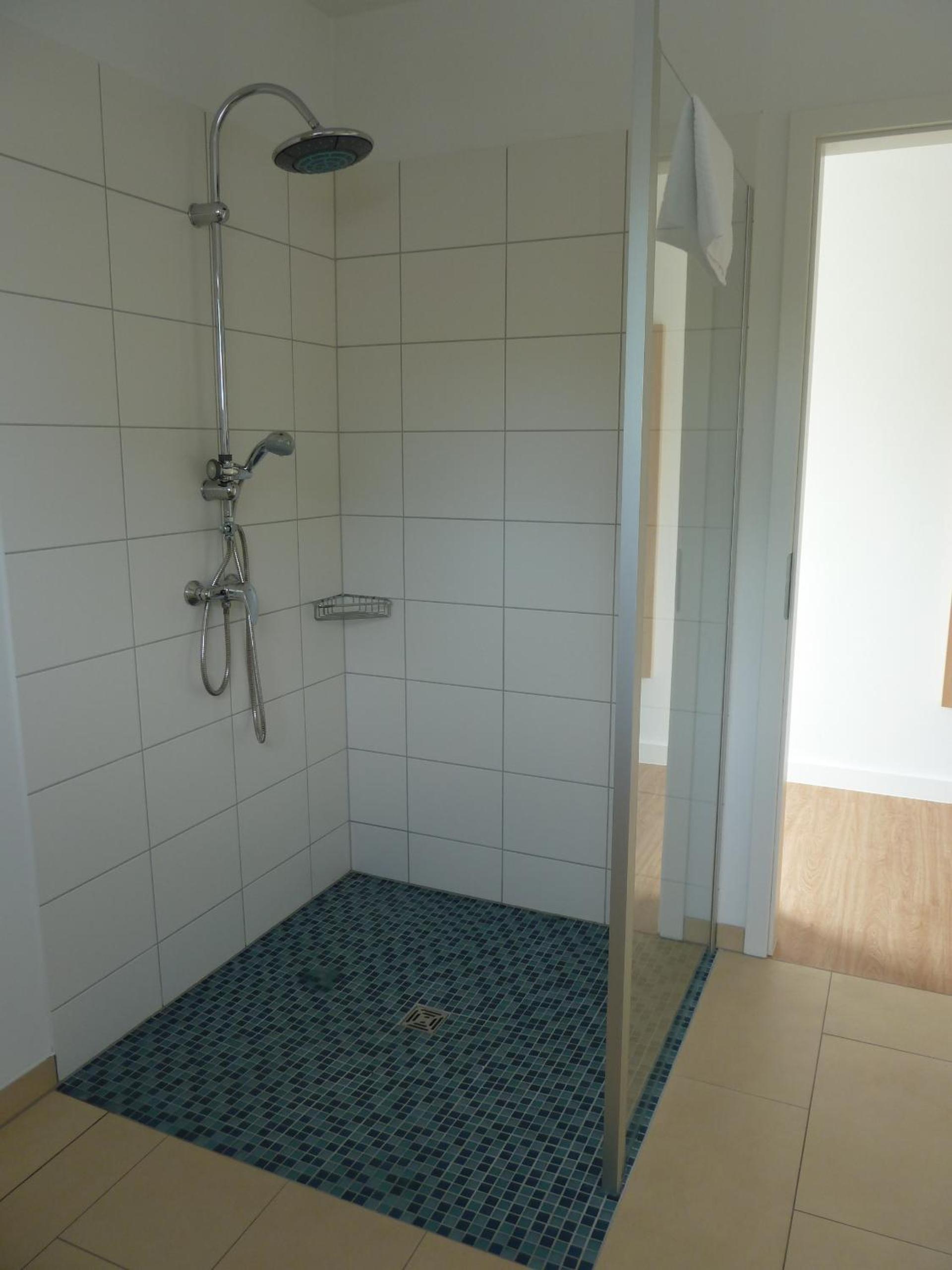 Apartment - Ground Floor photo 2