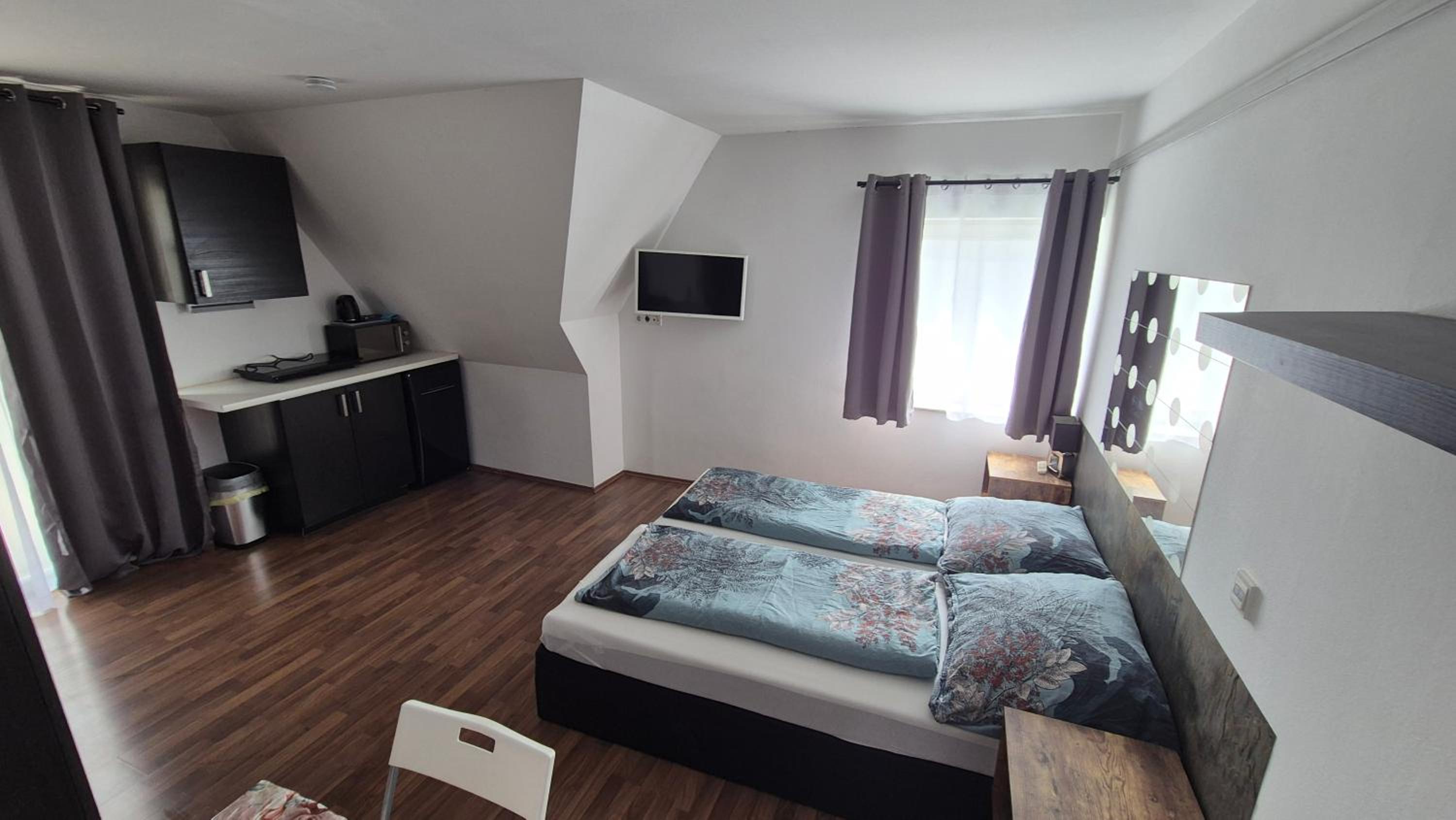Superior Double or Twin Room - Photo 2
