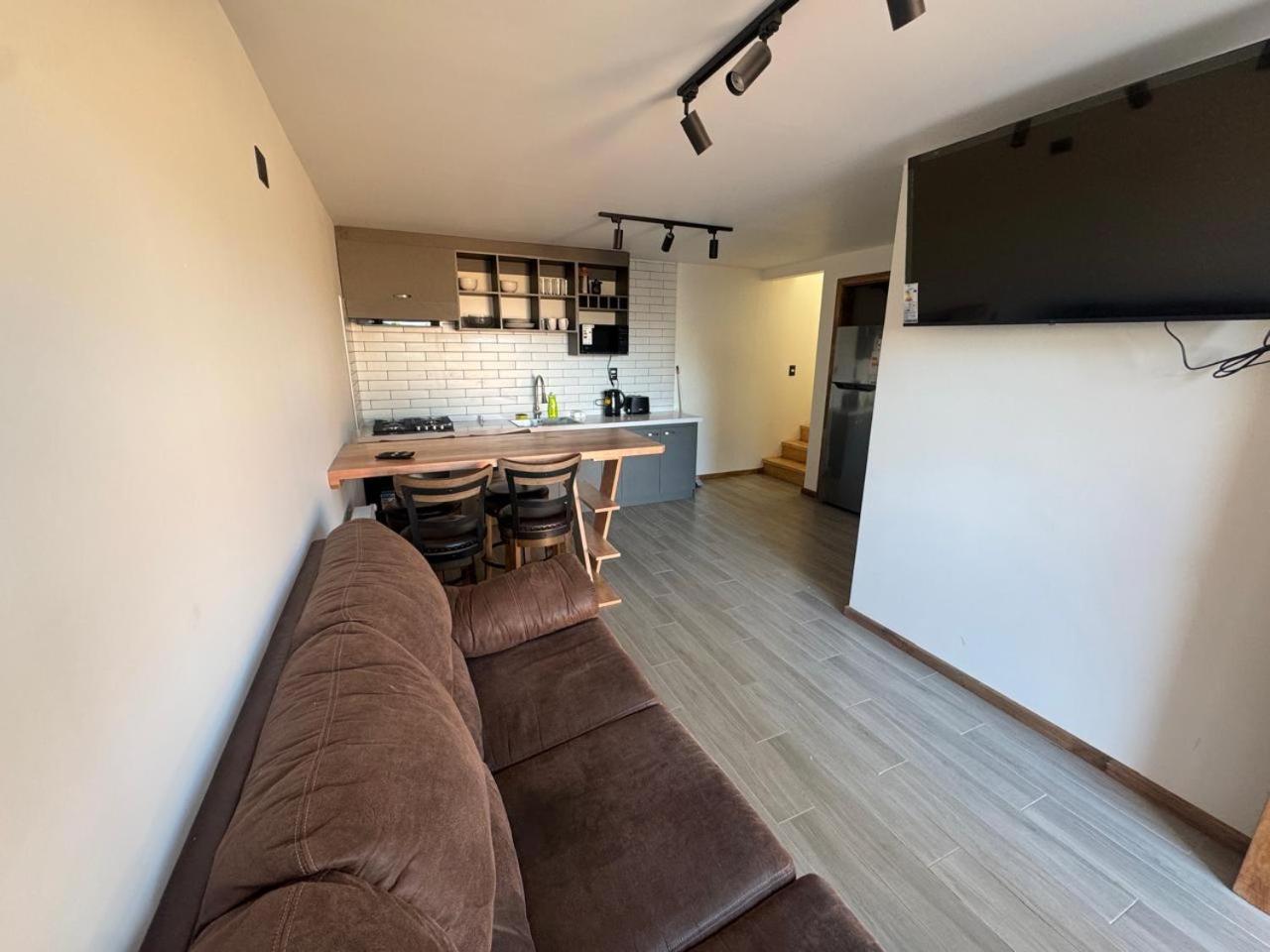 Three-Bedroom Apartment photo 1