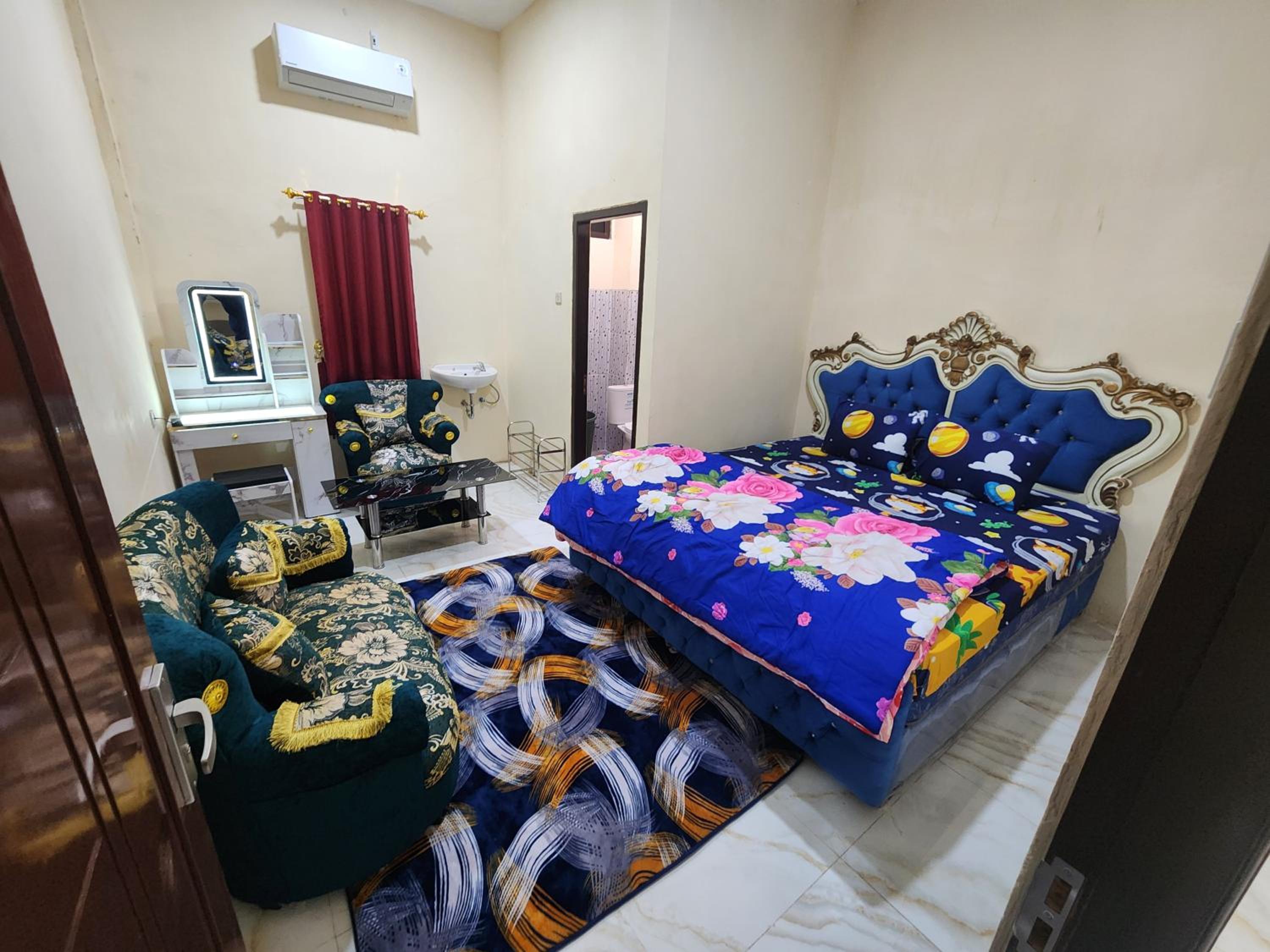 Family Room - Photo 4