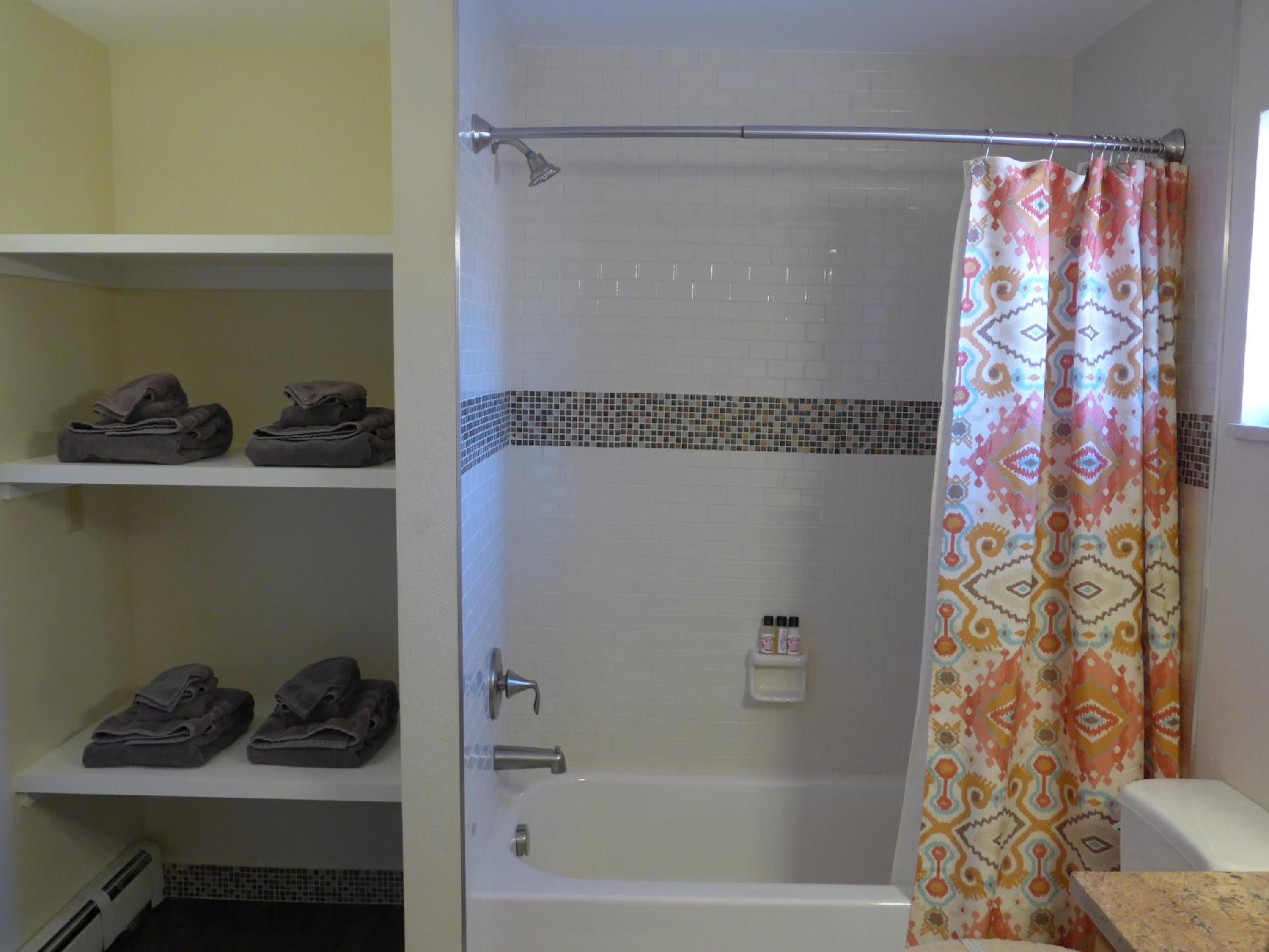 Apartment with Mountain View photo 1