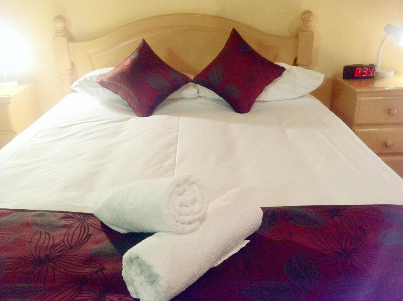 Standard Queen Room photo 2