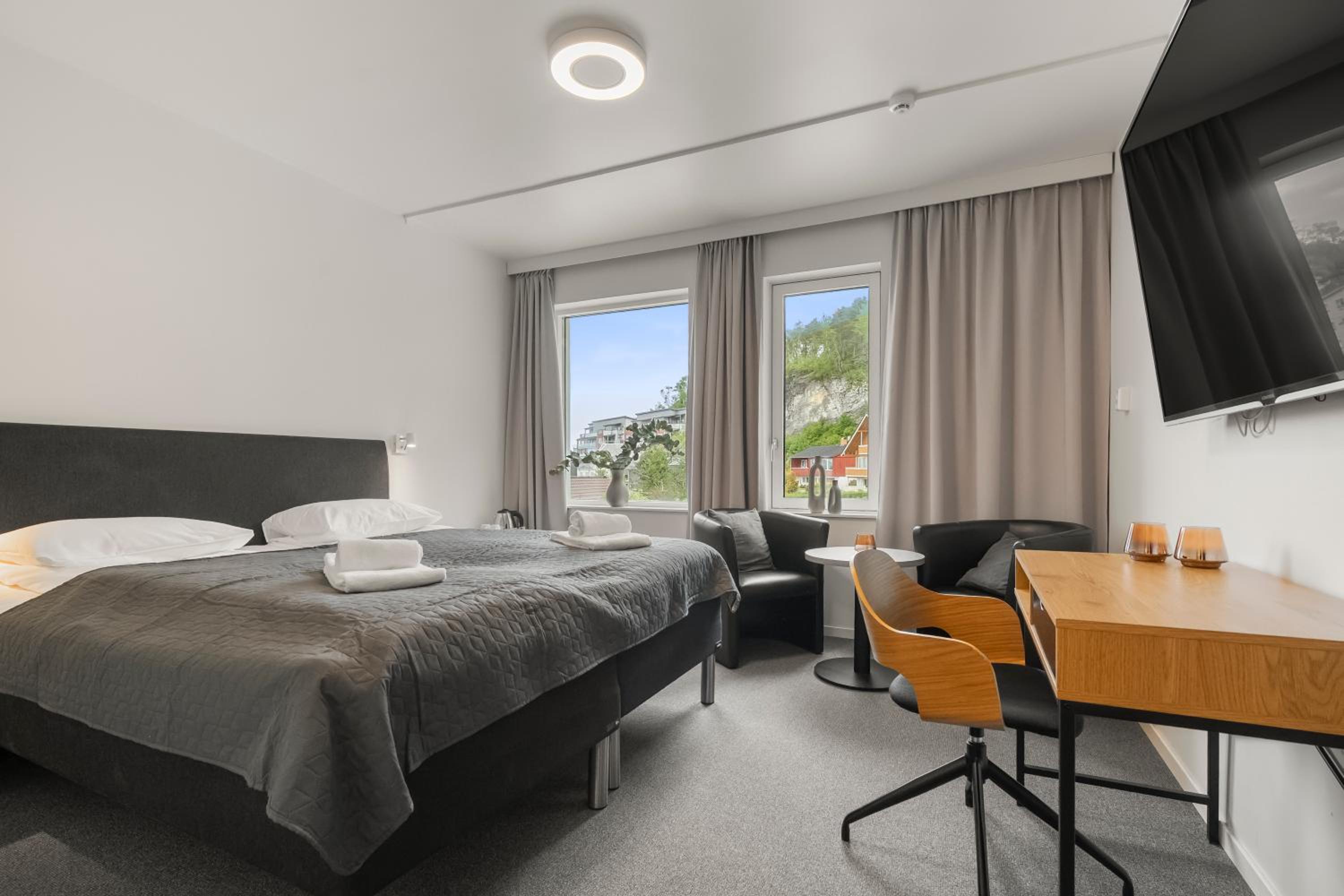 Large Twin Room photo 1