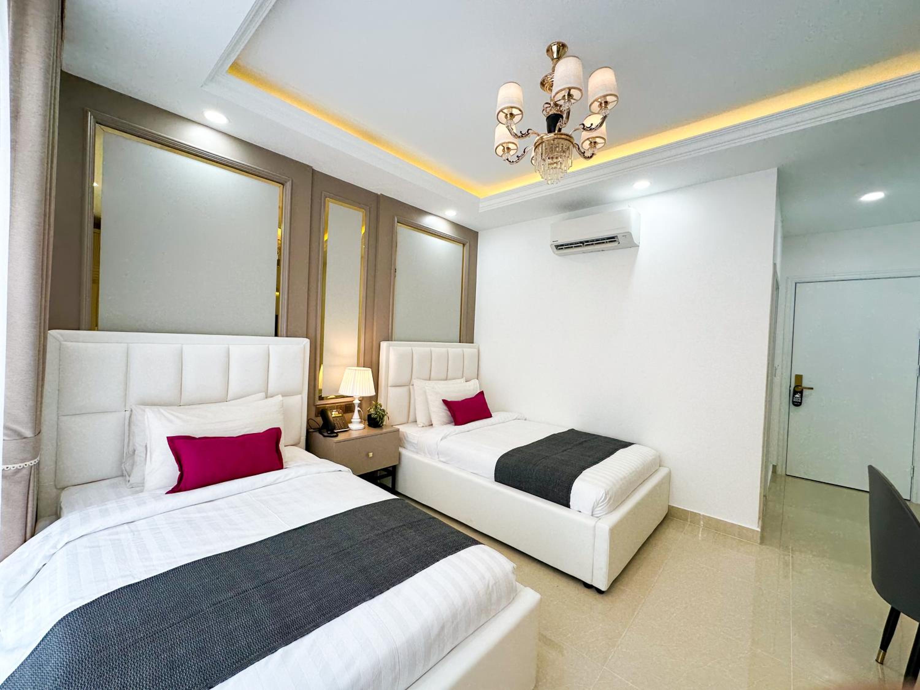 Superior Twin Room - Photo 7