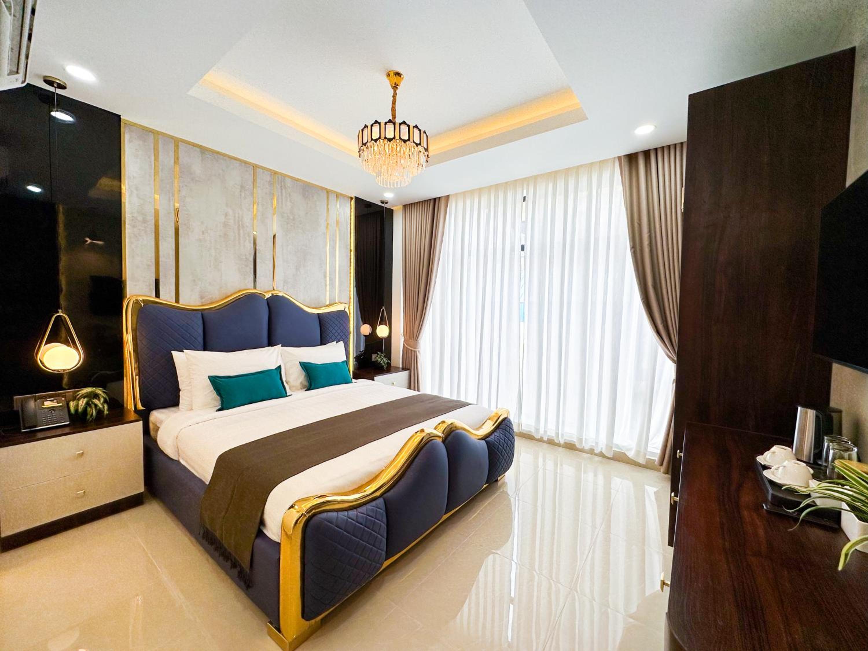 Superior King Room photo 1