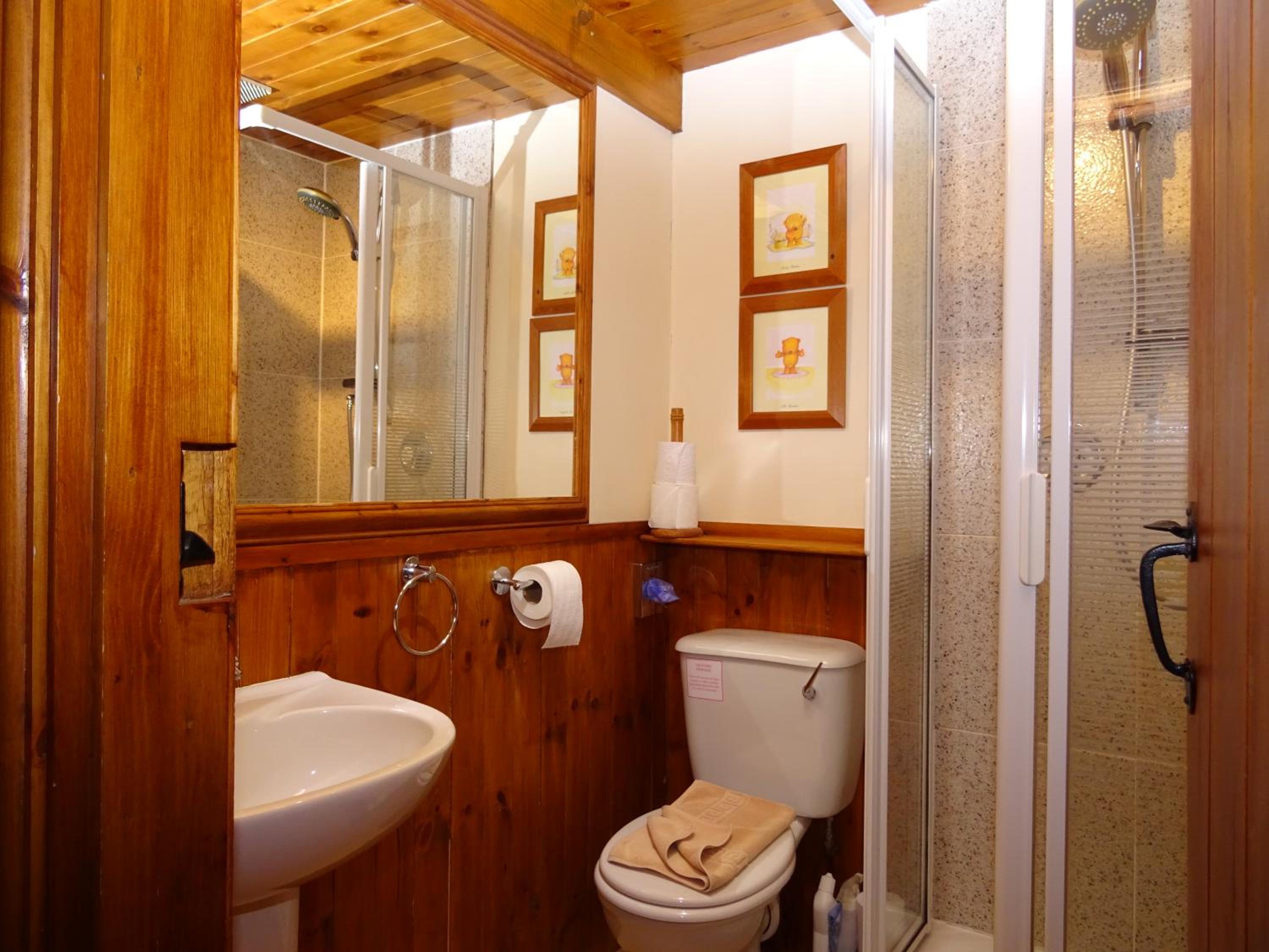 Two-Bedroom House photo 2