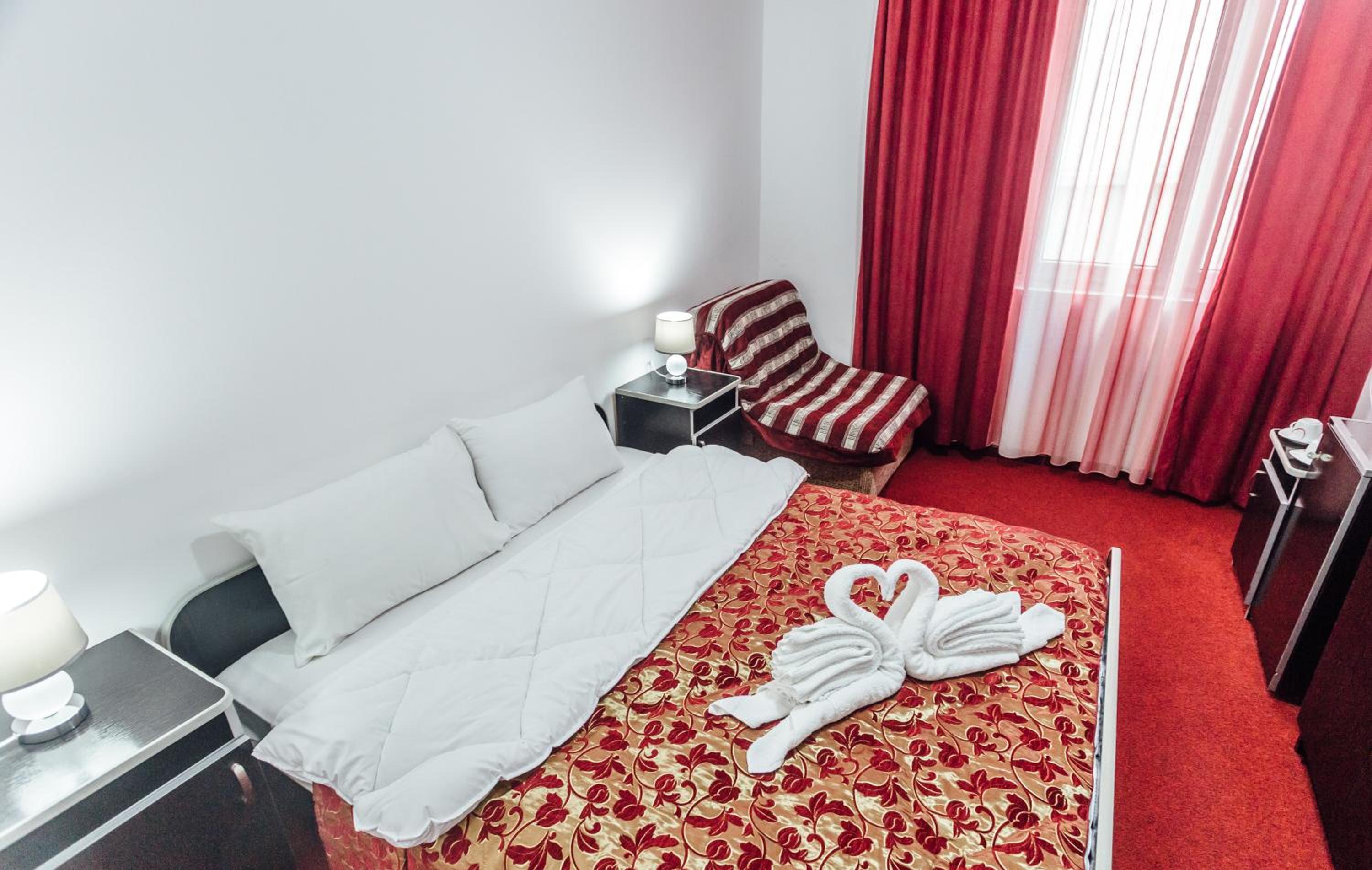 Economy Triple Room - Photo 1