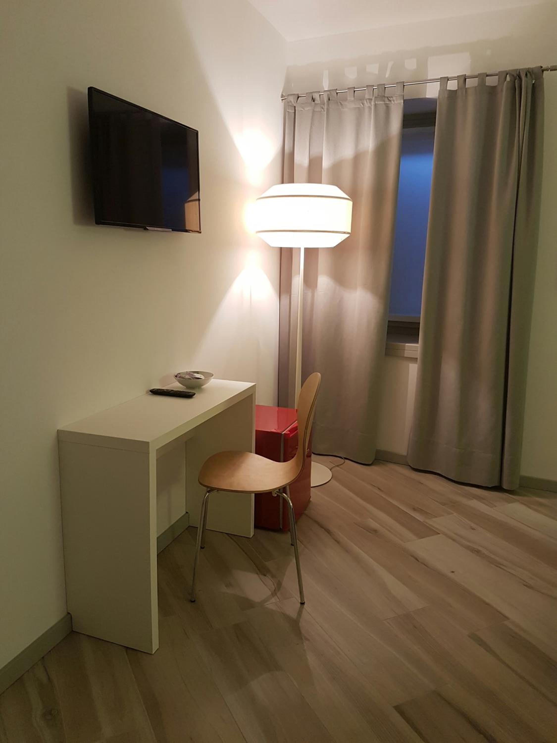 Double Room - Photo 9