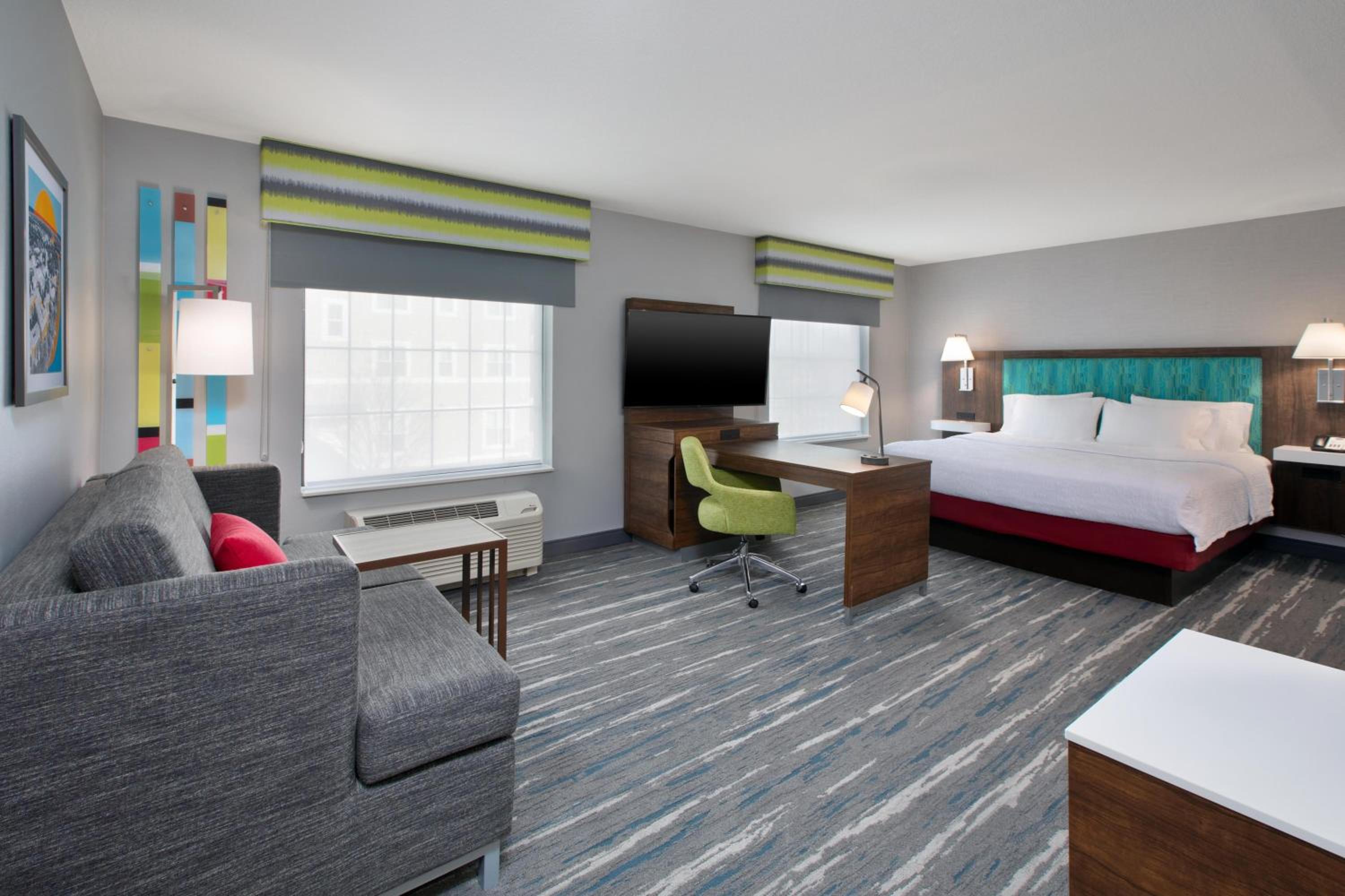 King Room - Hearing Accessible - Photo 3