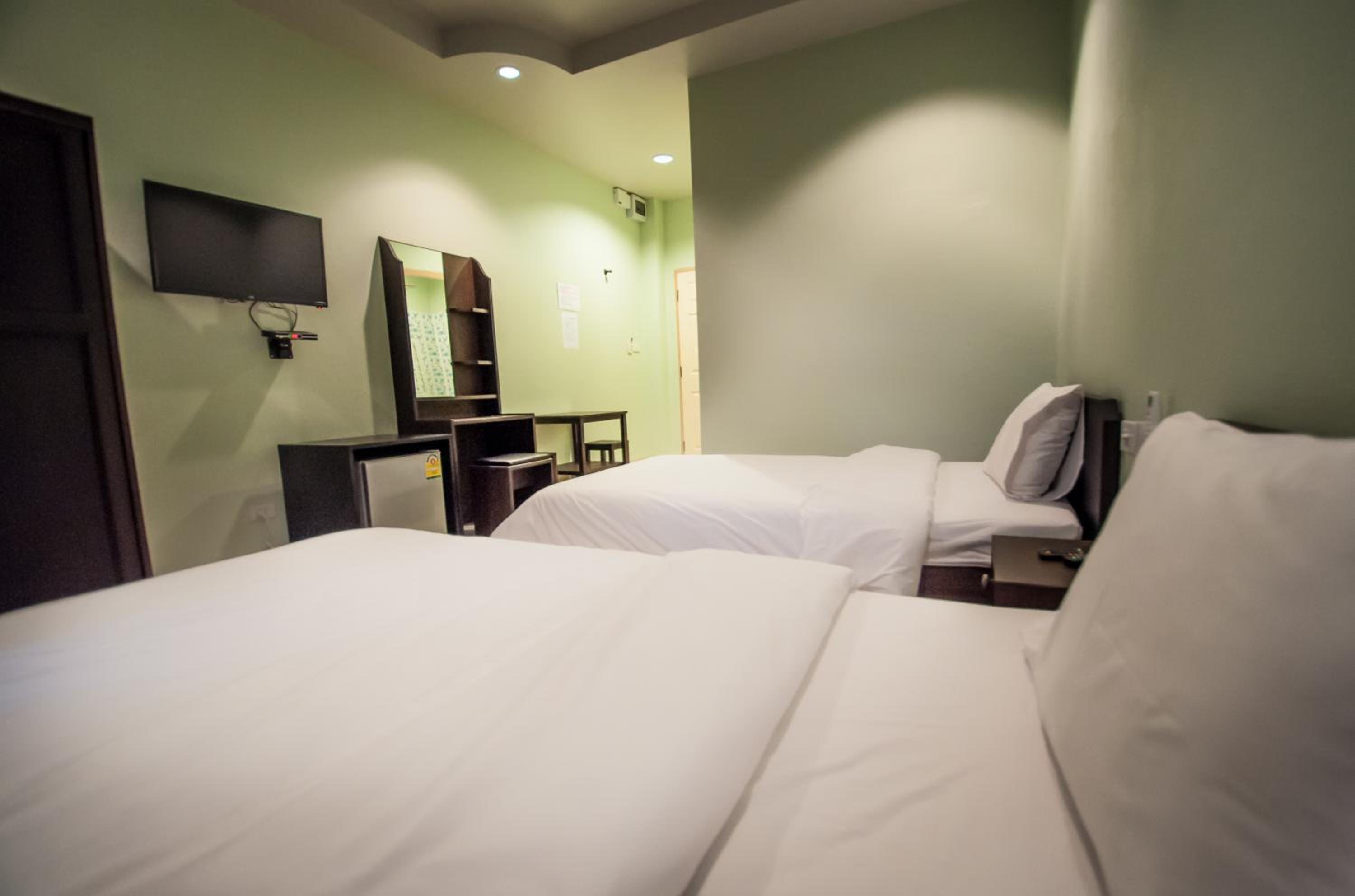 Standard Twin Room photo 3