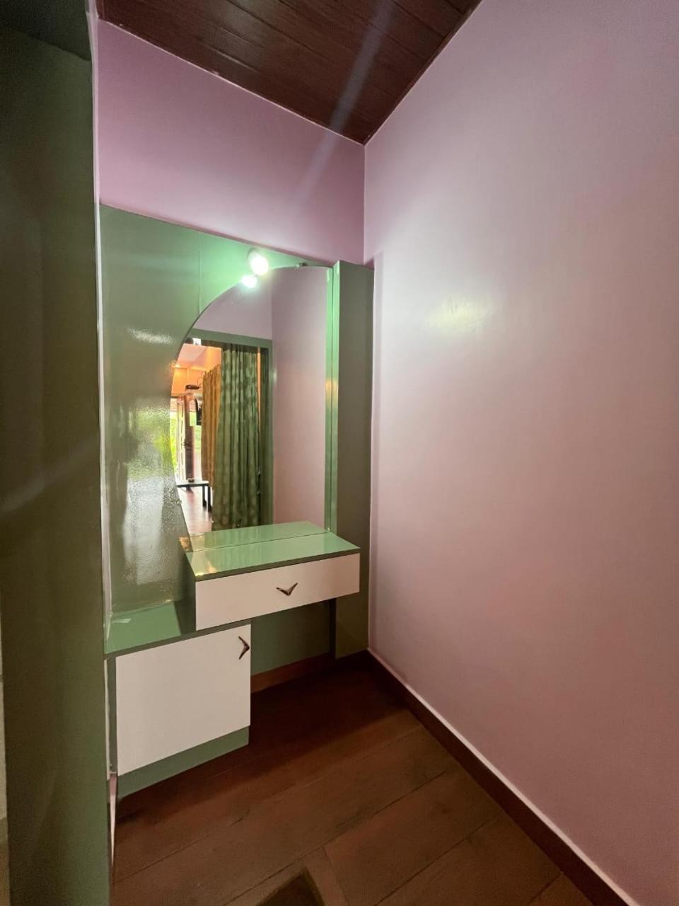 Executive Suite photo 2